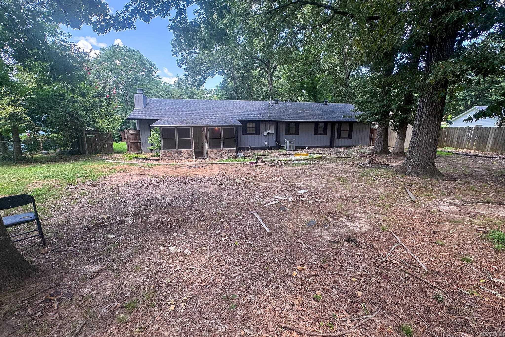 MEADOWBROOK - Residential