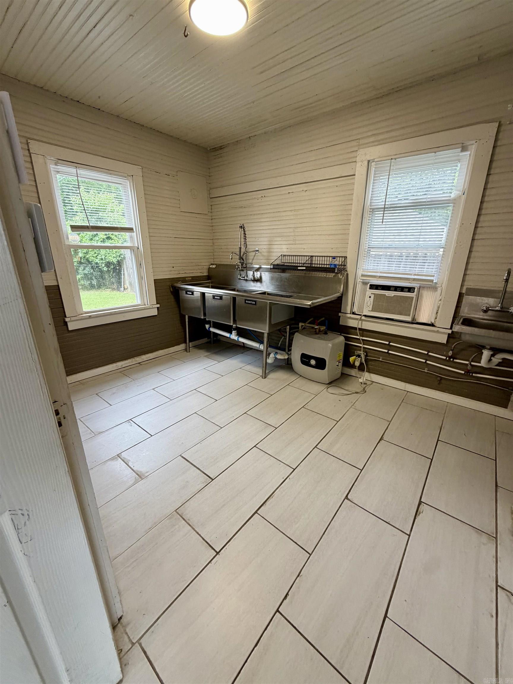 Park Hill - Commercial Sale
