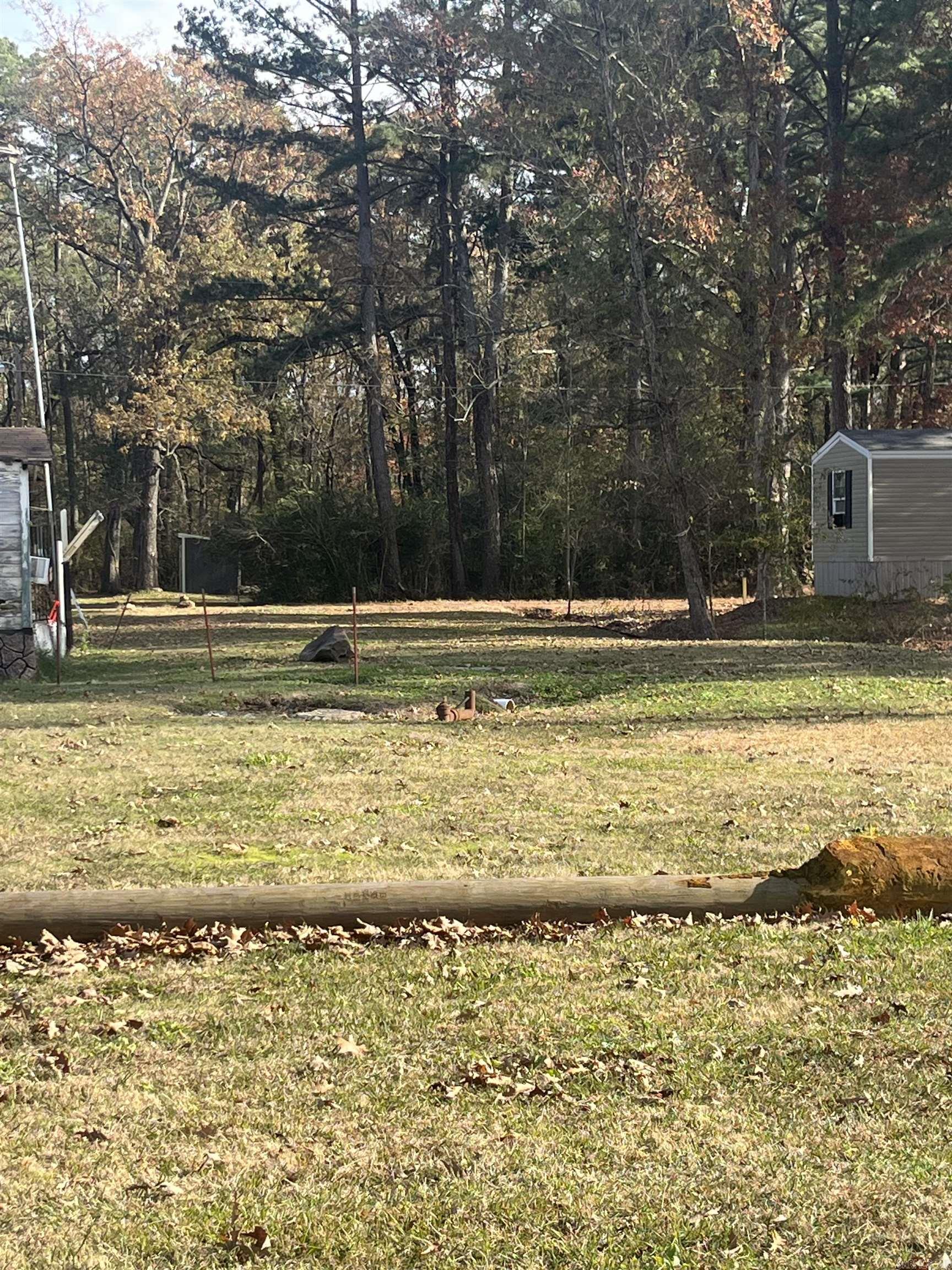 There is septic, water and electric on these two lots  1 block from the boat dock and pier on Lake Conway