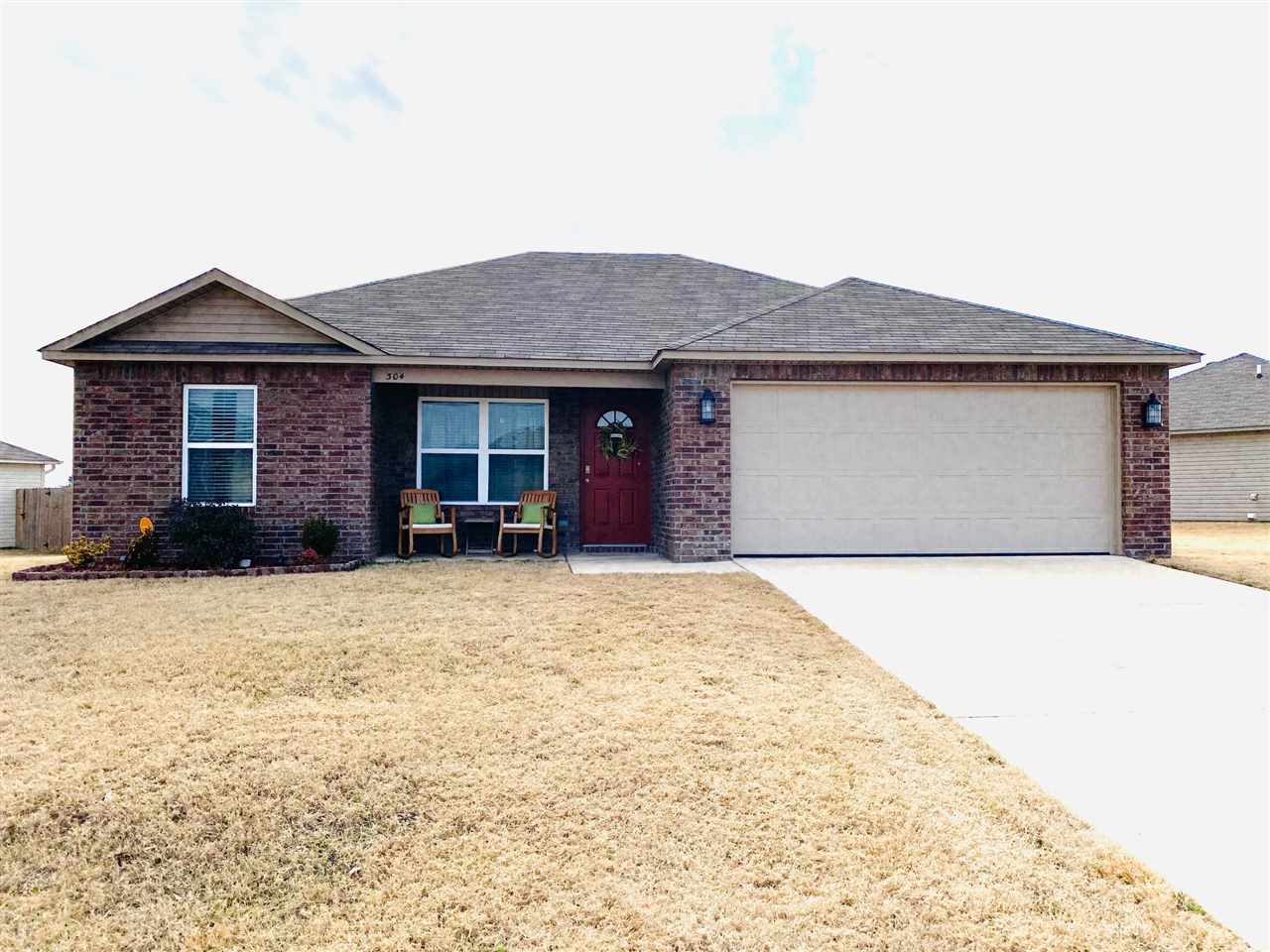 Great 3 bedroom, 2 bath home that is perfect for a first time home buyer in the Brookland Hills subdivision!  More details coming soon.  Call or text today for more information of to schedule you showing appointment!