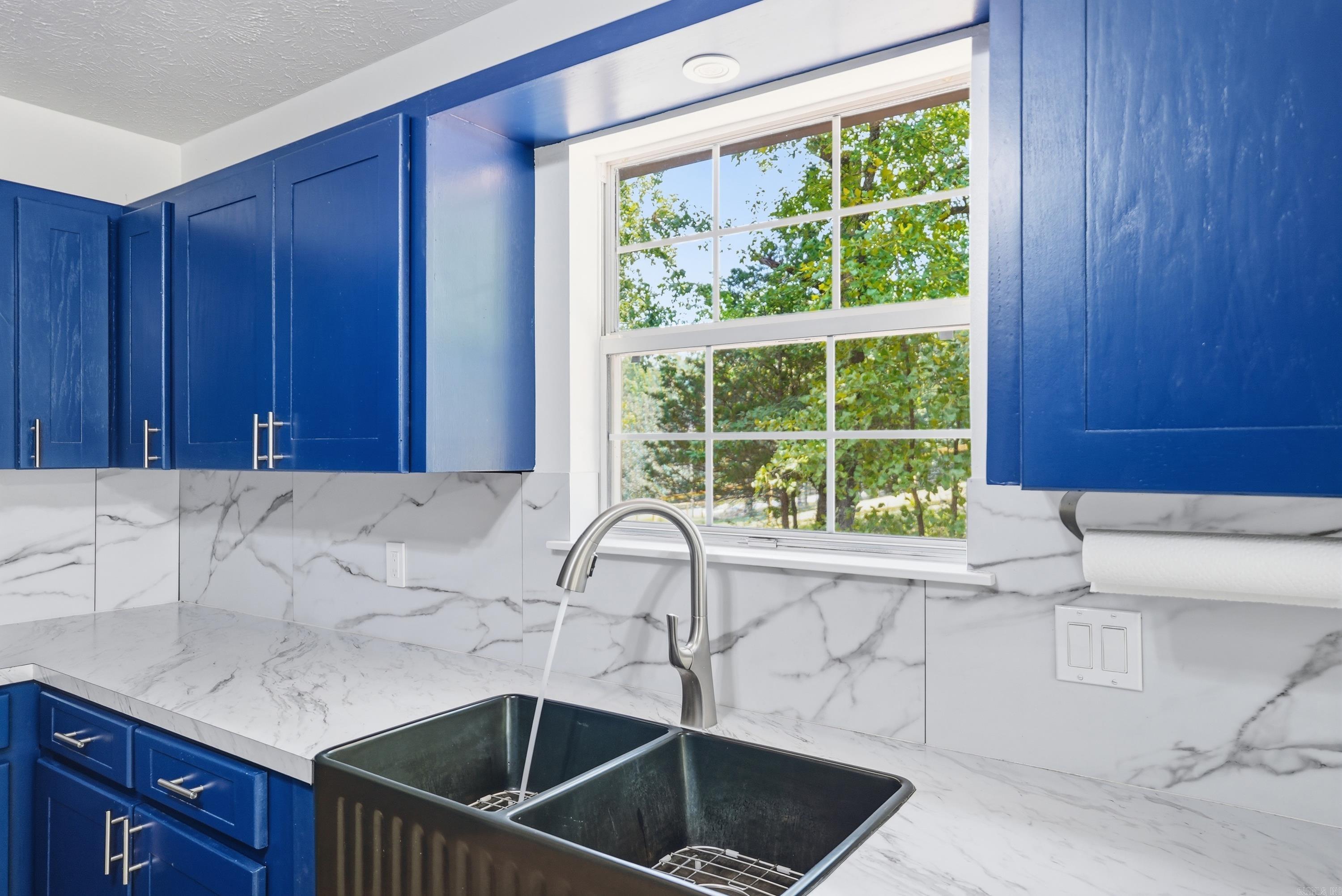 CHRISTINA VALLEY - Residential