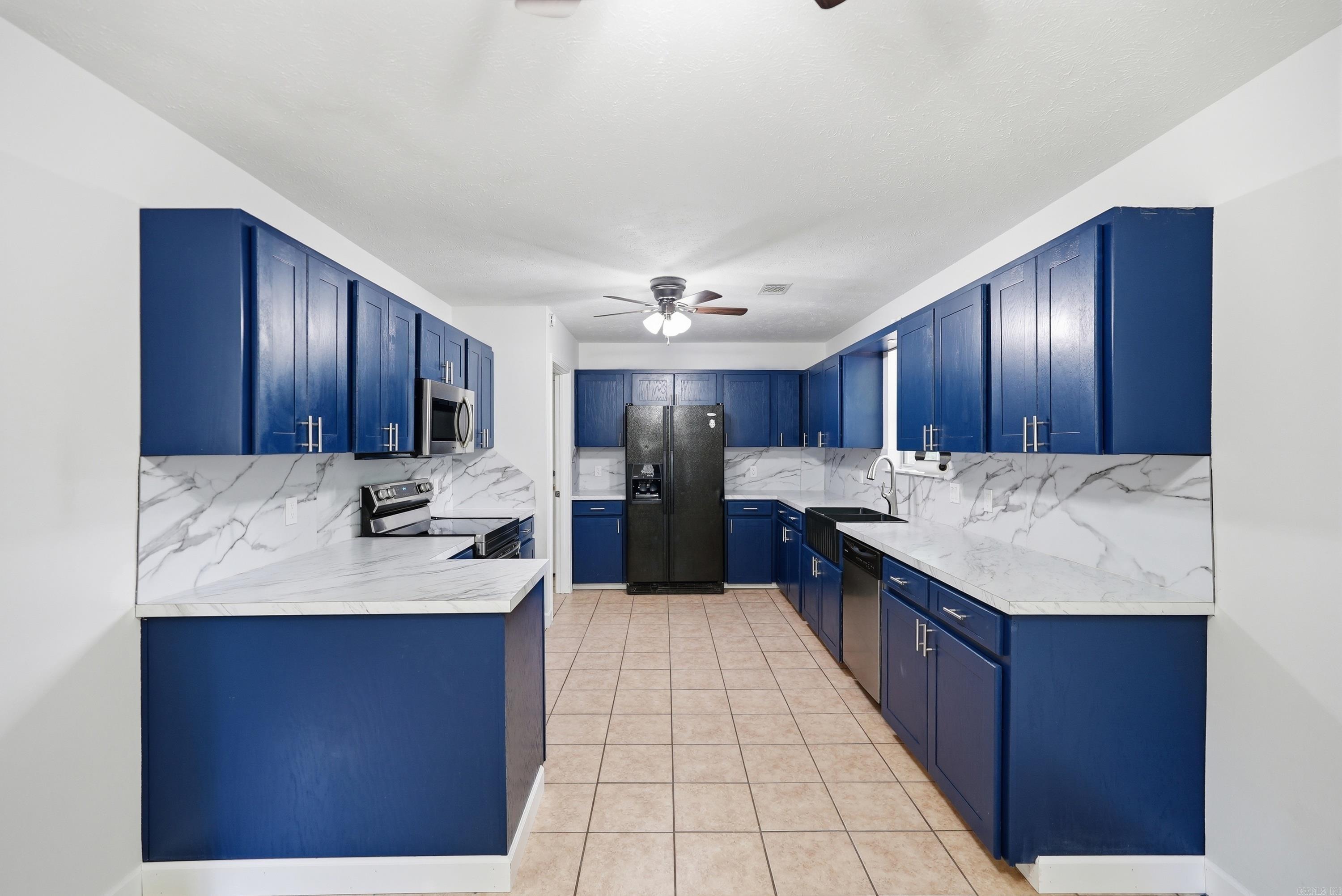 CHRISTINA VALLEY - Residential