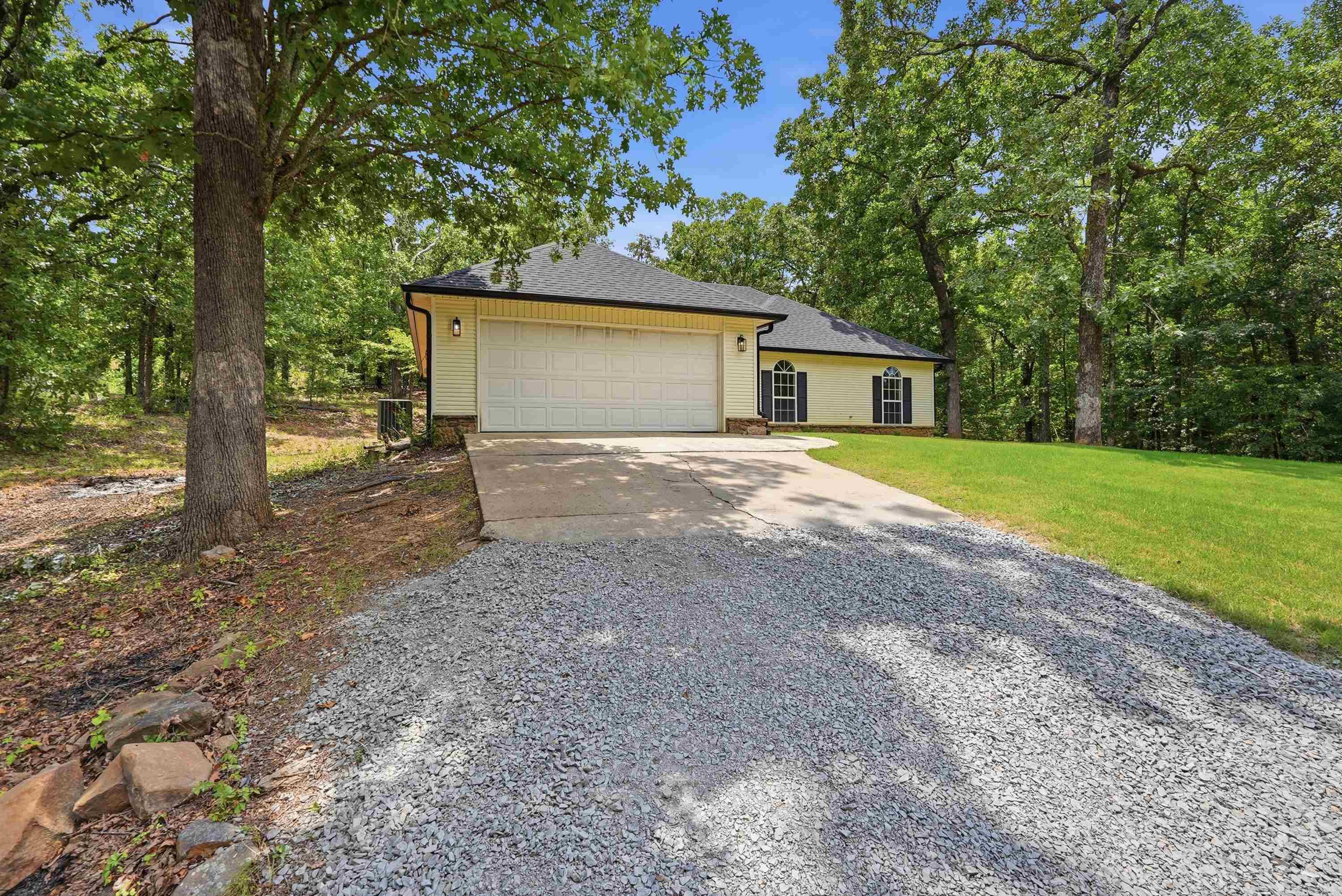 CHRISTINA VALLEY - Residential
