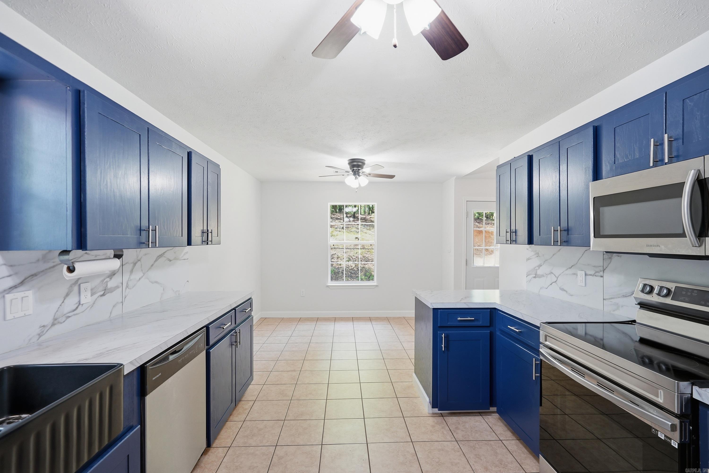 CHRISTINA VALLEY - Residential
