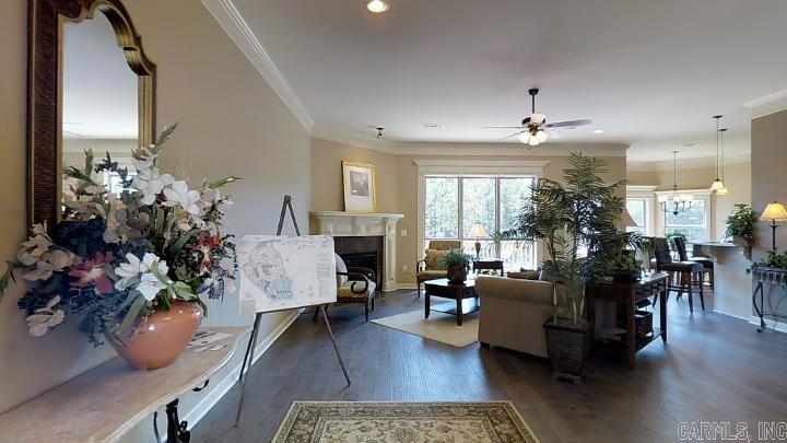 Majestic Pointe - Residential