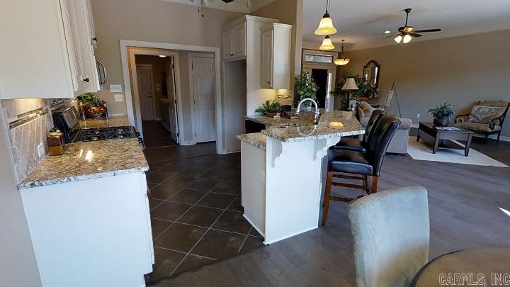 Majestic Pointe - Residential