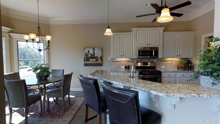 Majestic Pointe - Residential