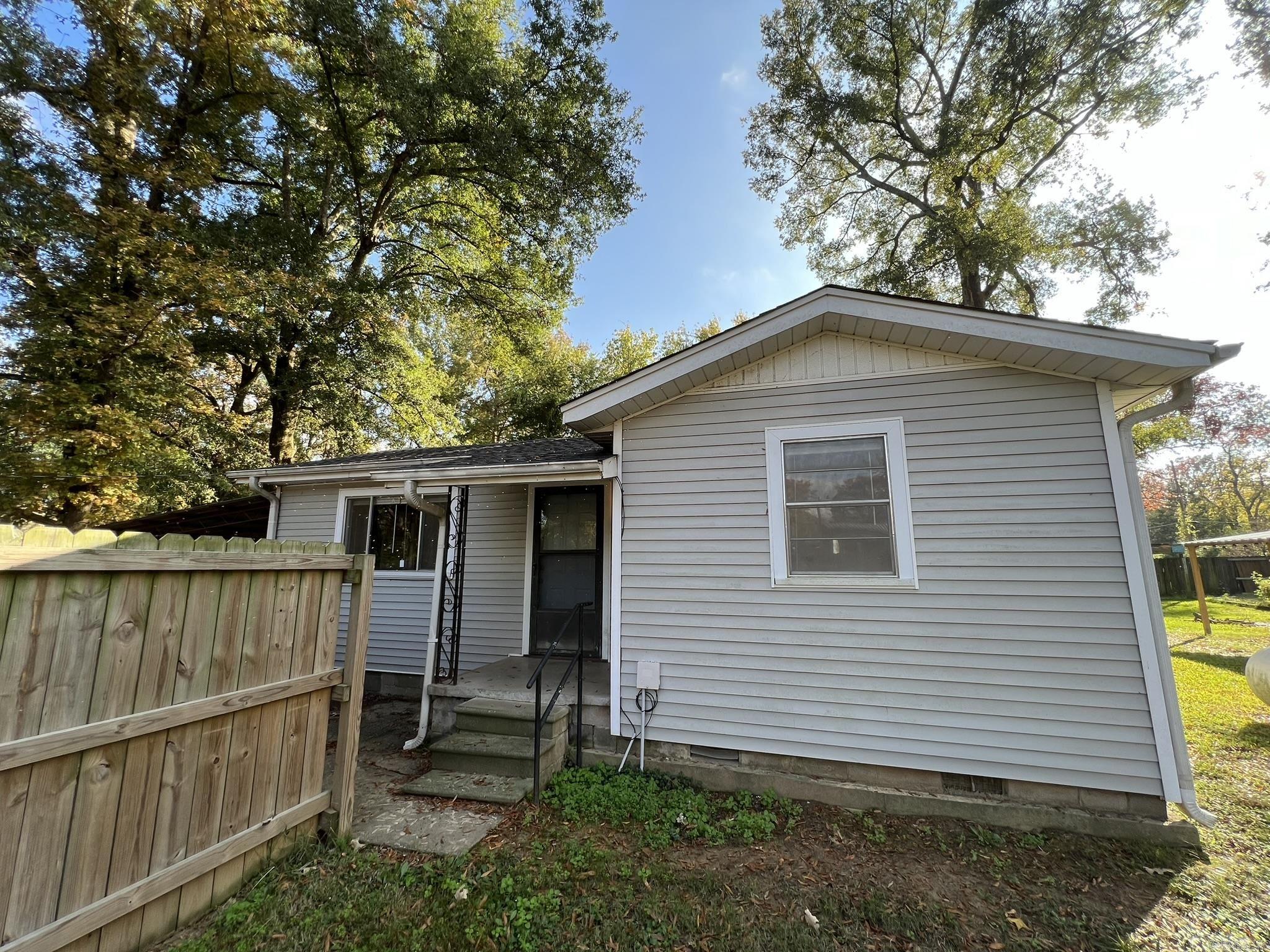 Lawrence #6 - Residential