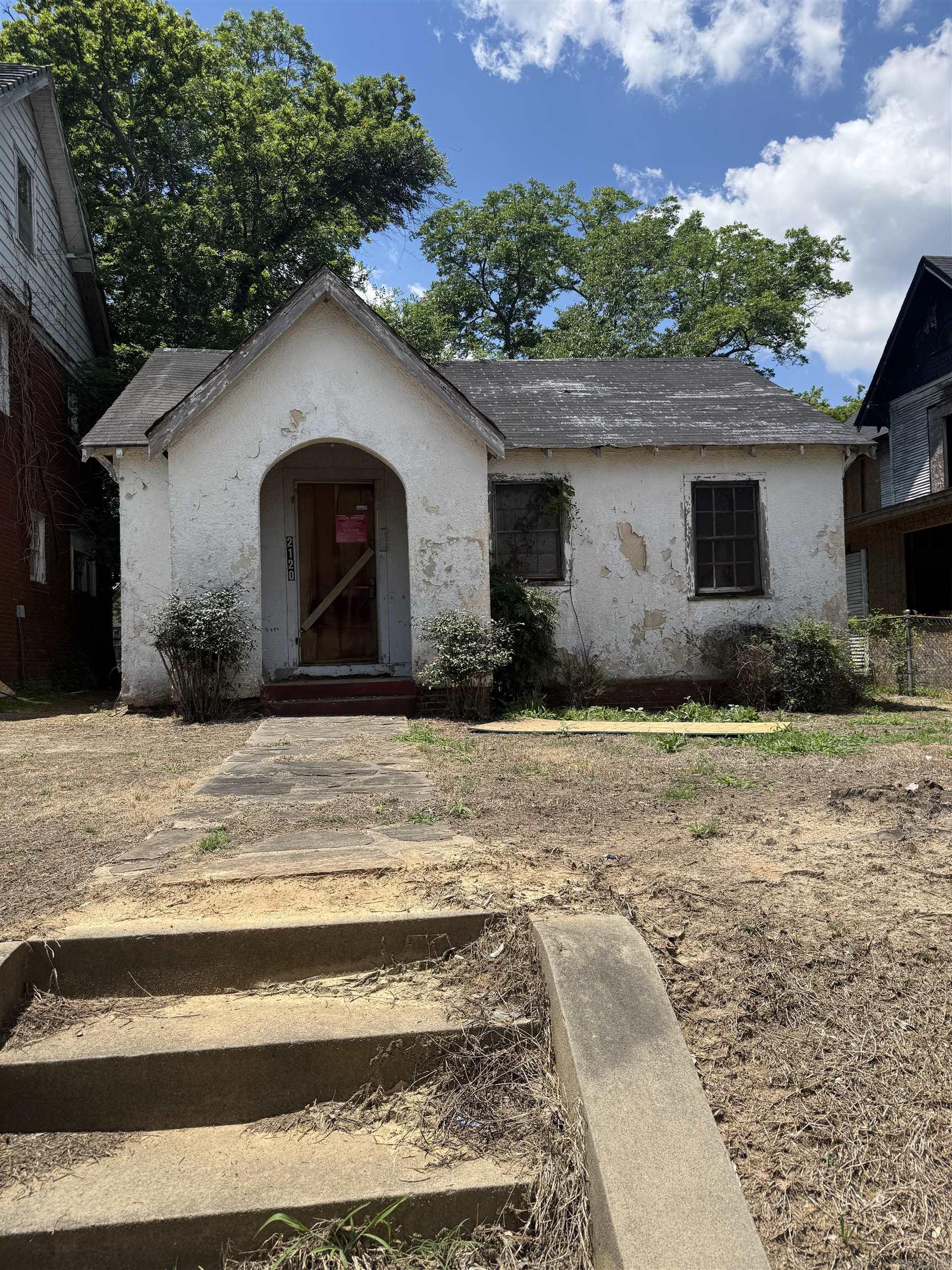 OAK TERRACE - Residential