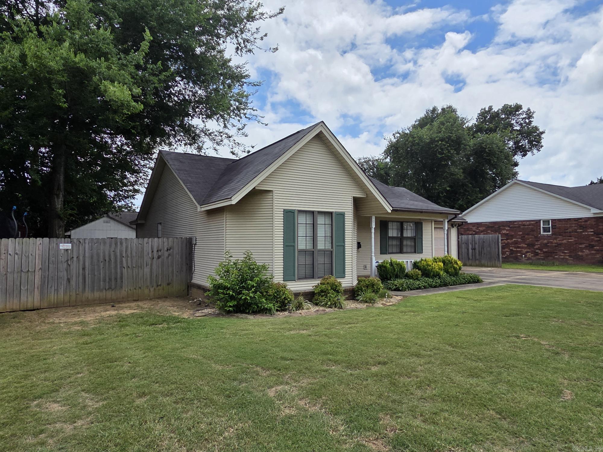 NORTHFIELD - Residential