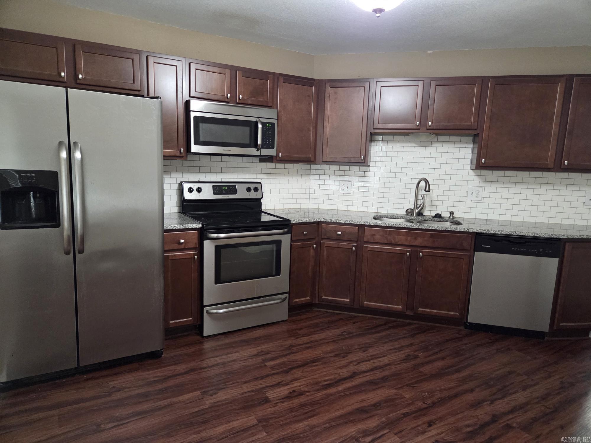 NORTHFIELD - Residential