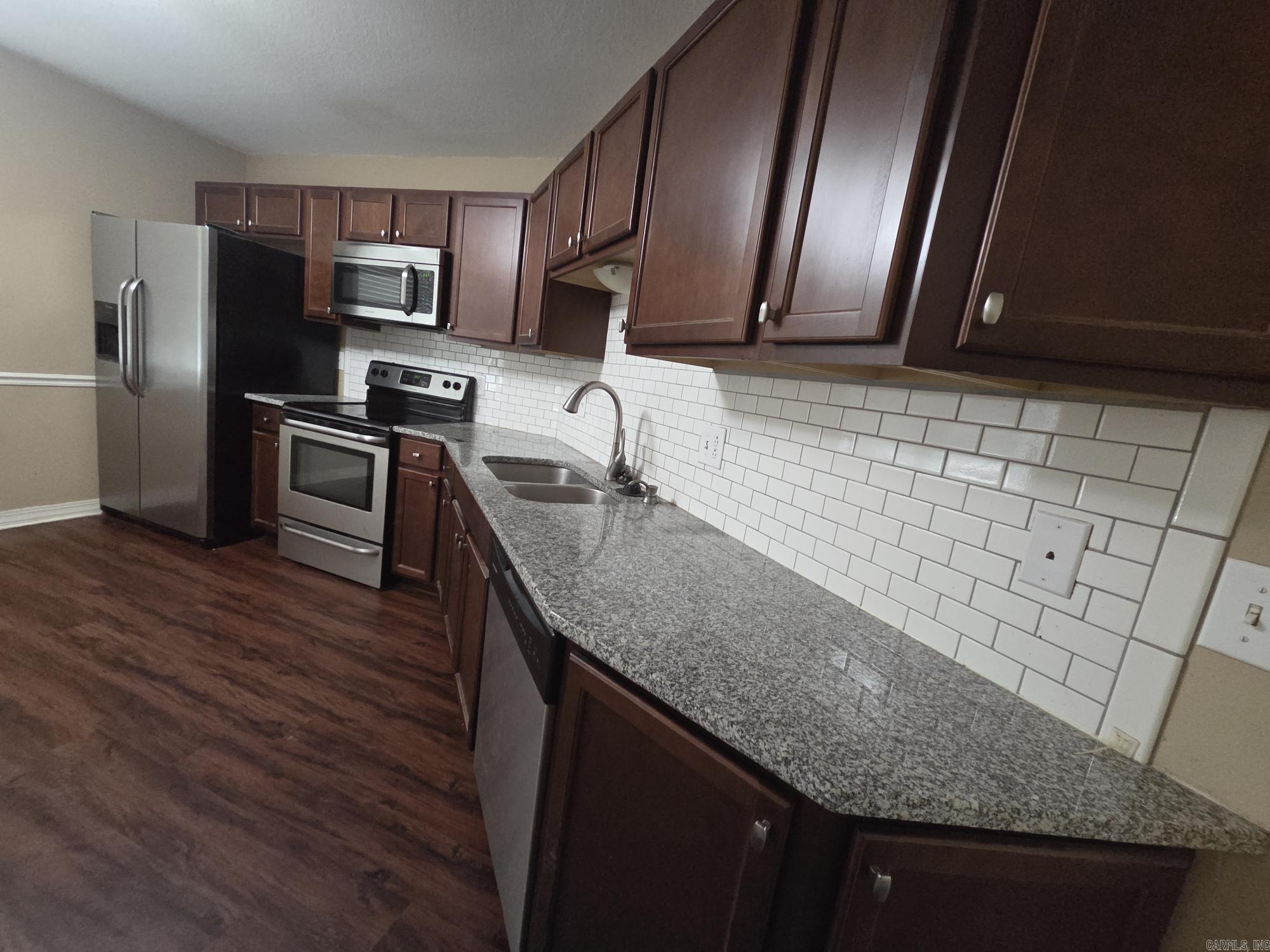 NORTHFIELD - Residential