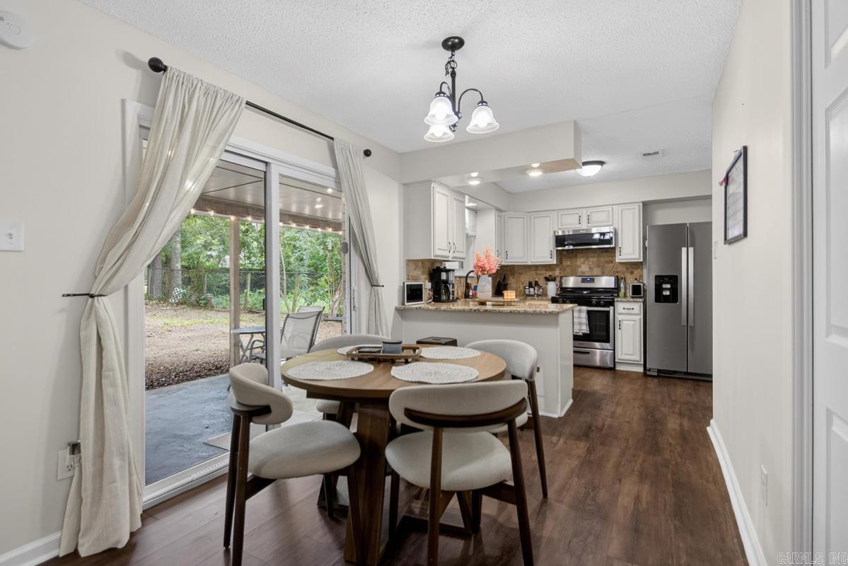SPRINGHILL MANOR - Residential