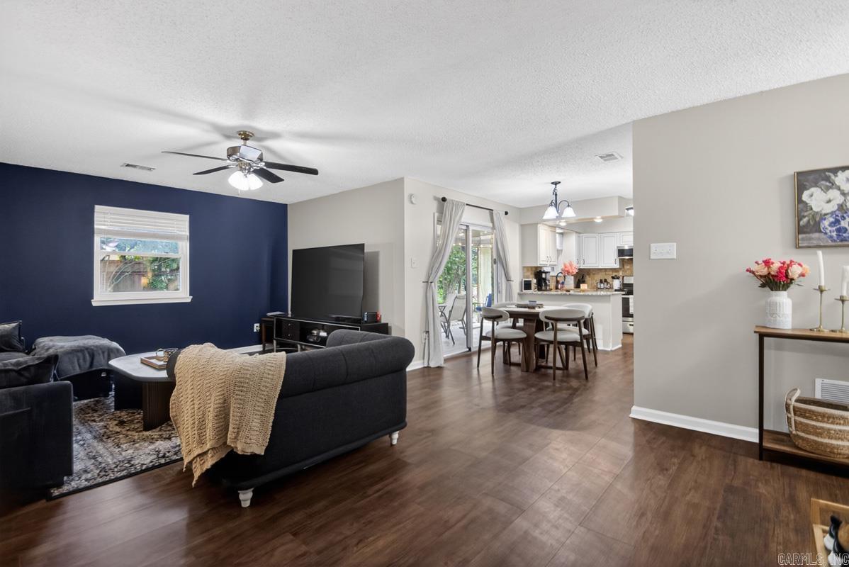 SPRINGHILL MANOR - Residential