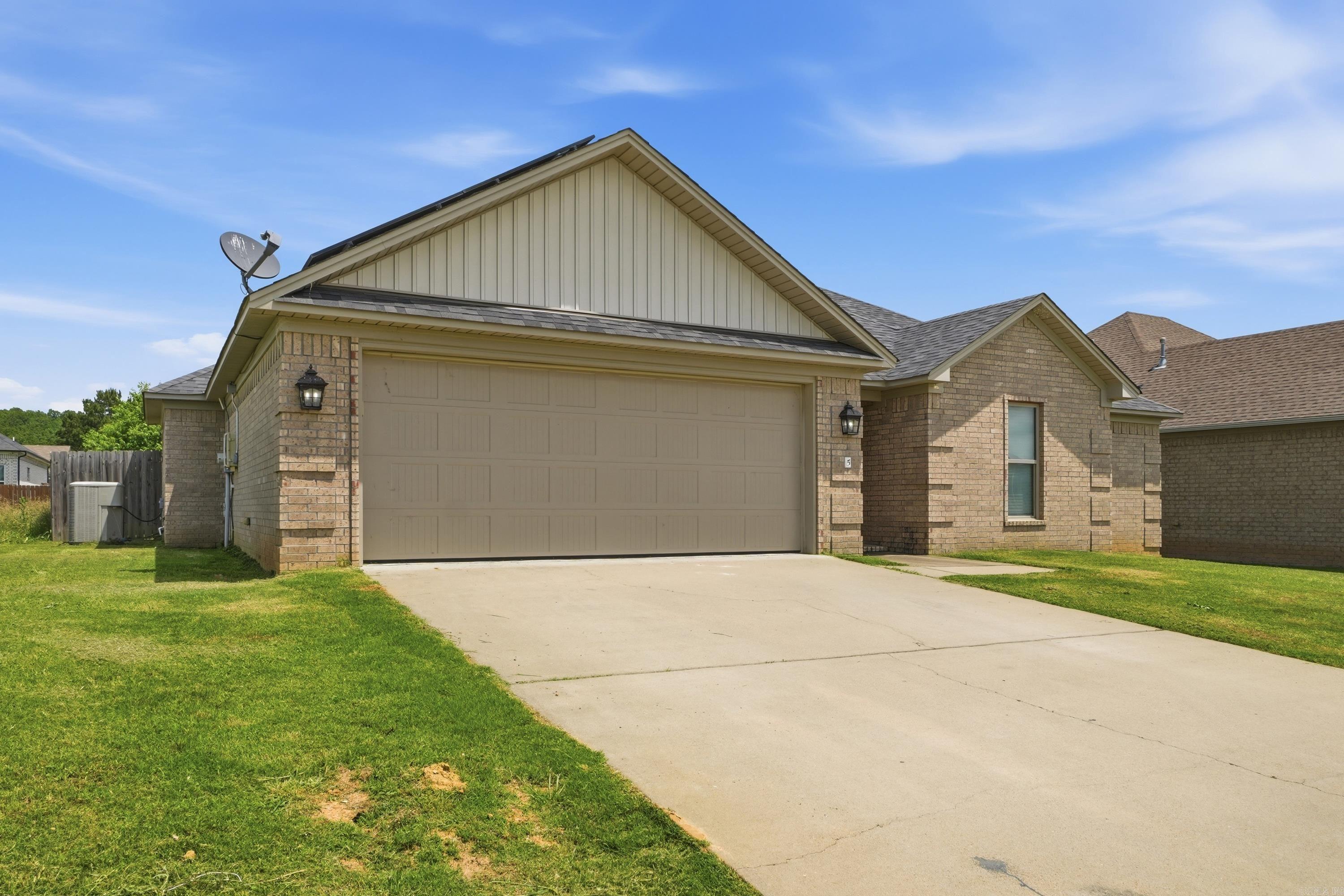PARKWOOD MEADOWS - Residential