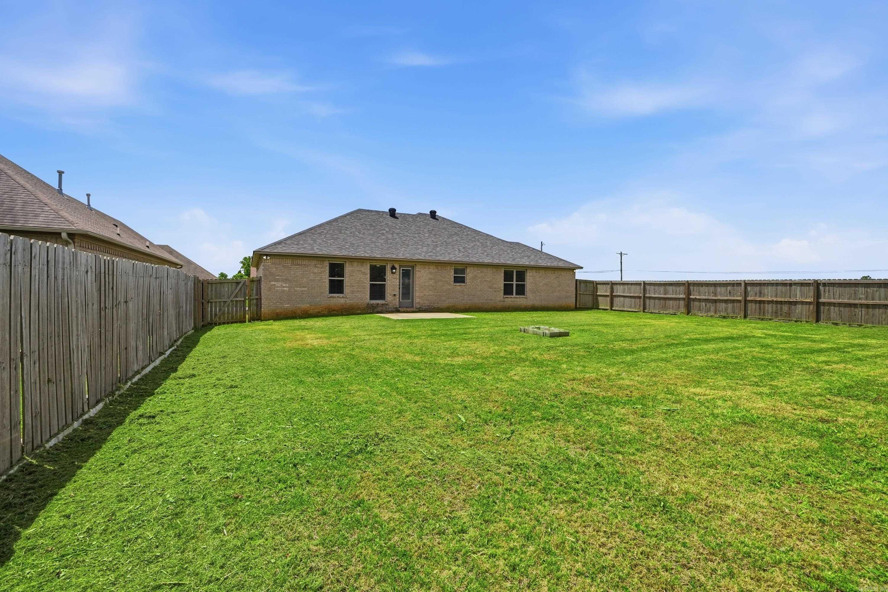 PARKWOOD MEADOWS - Residential