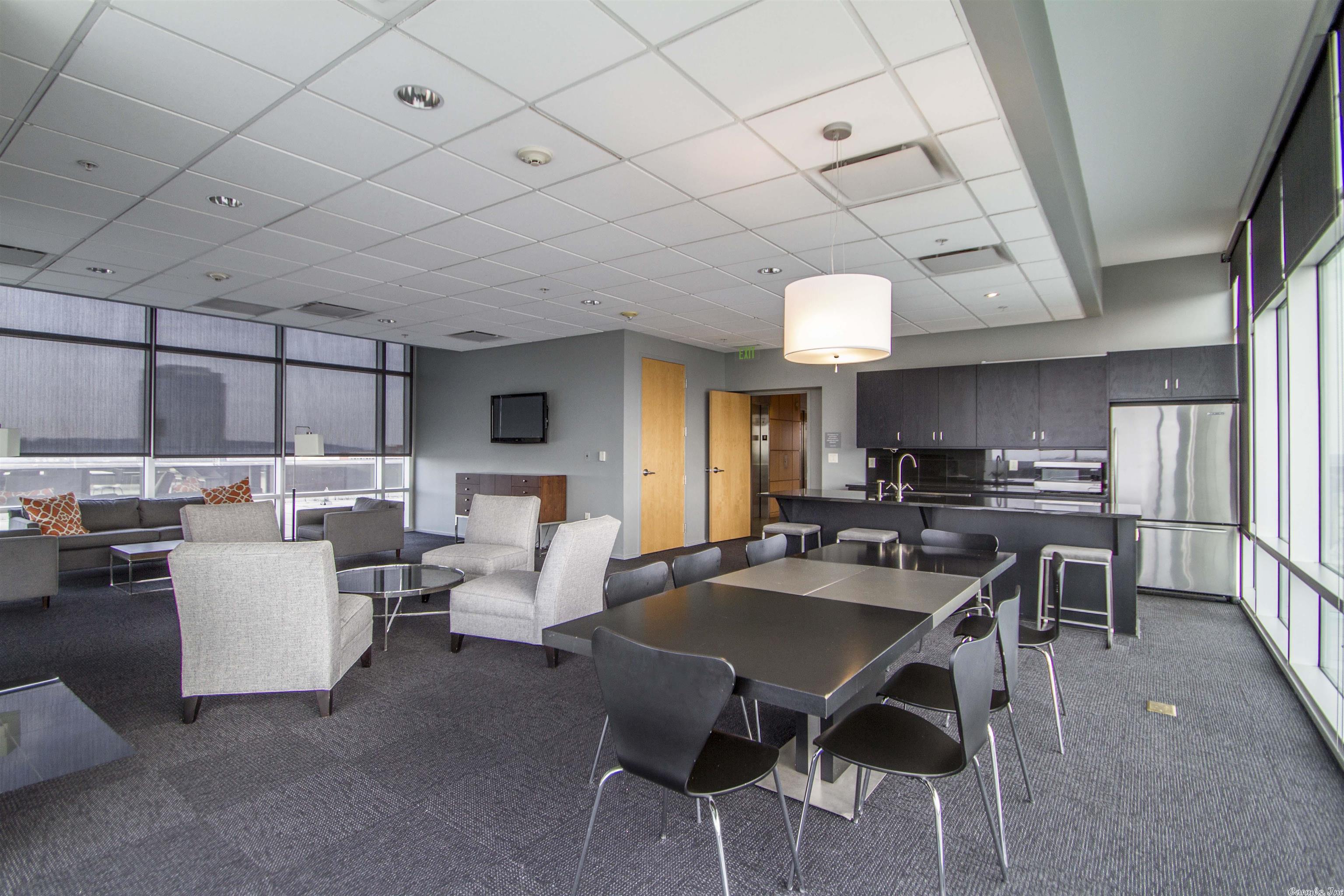 300 THIRD HPR - Residential