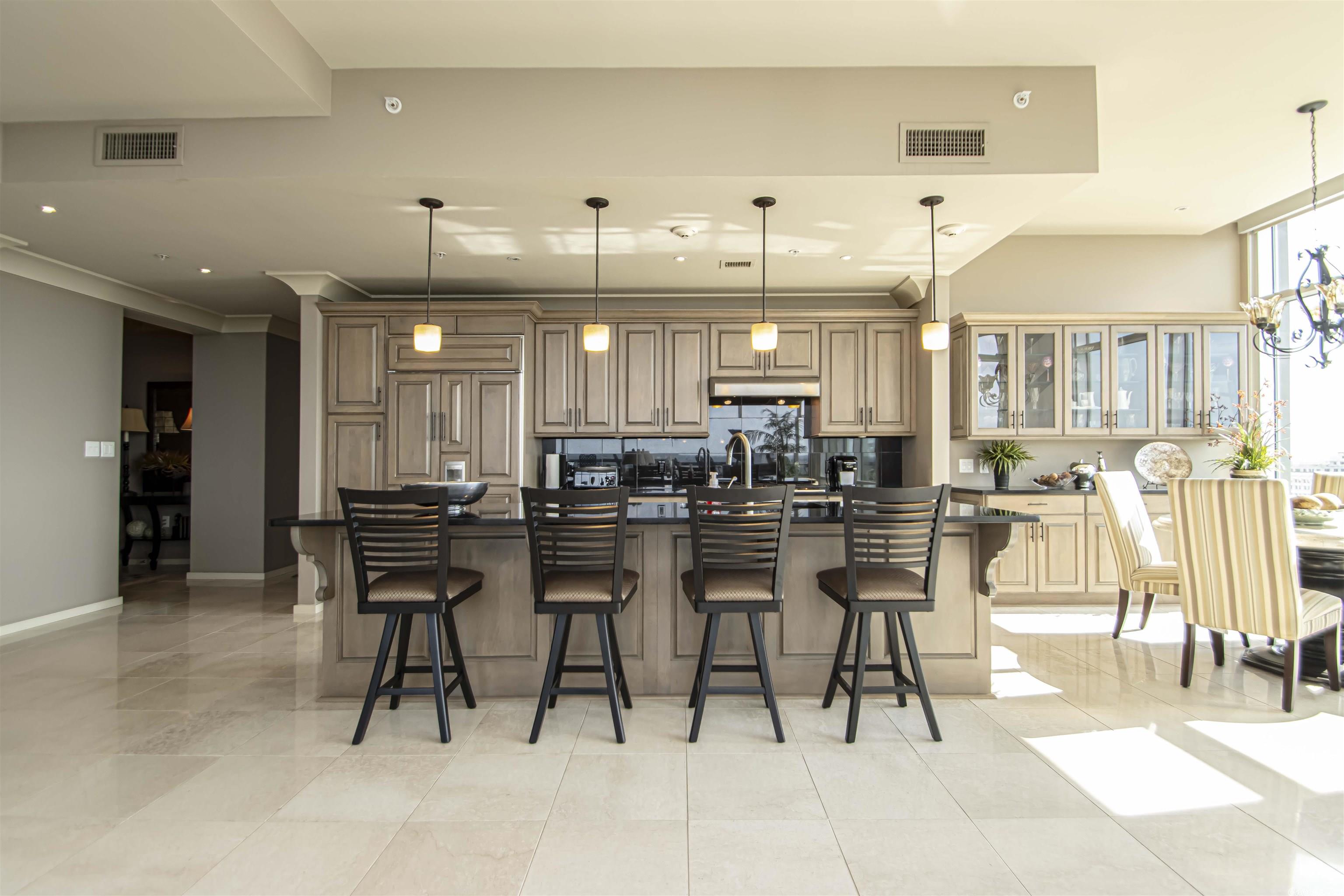 300 THIRD HPR - Residential
