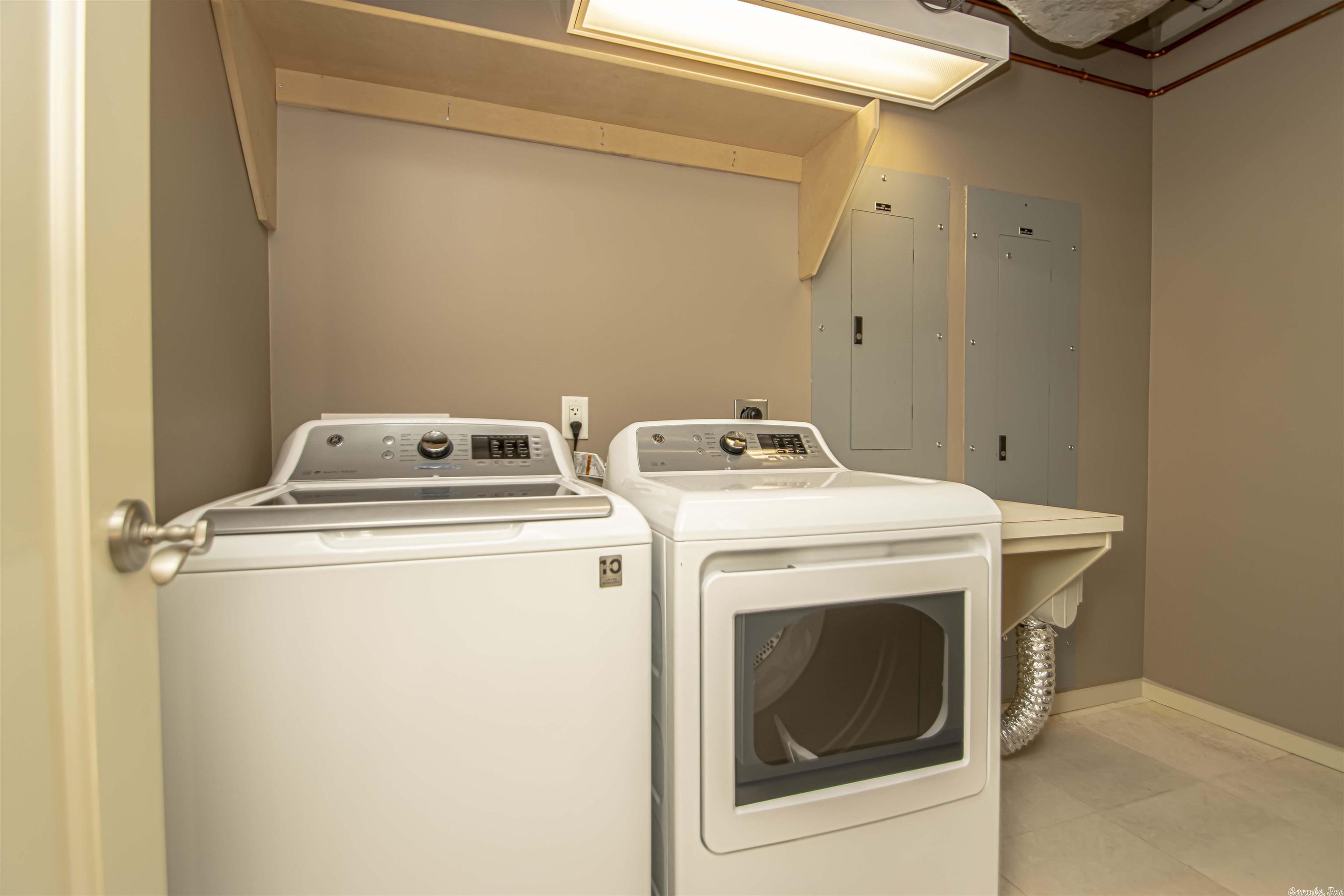 300 THIRD HPR - Residential