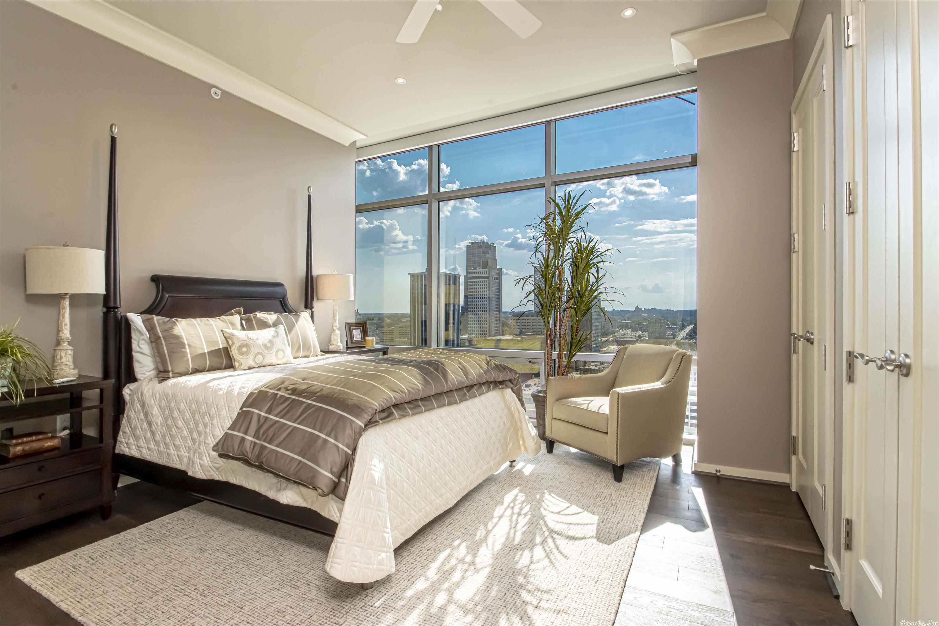 300 THIRD HPR - Residential