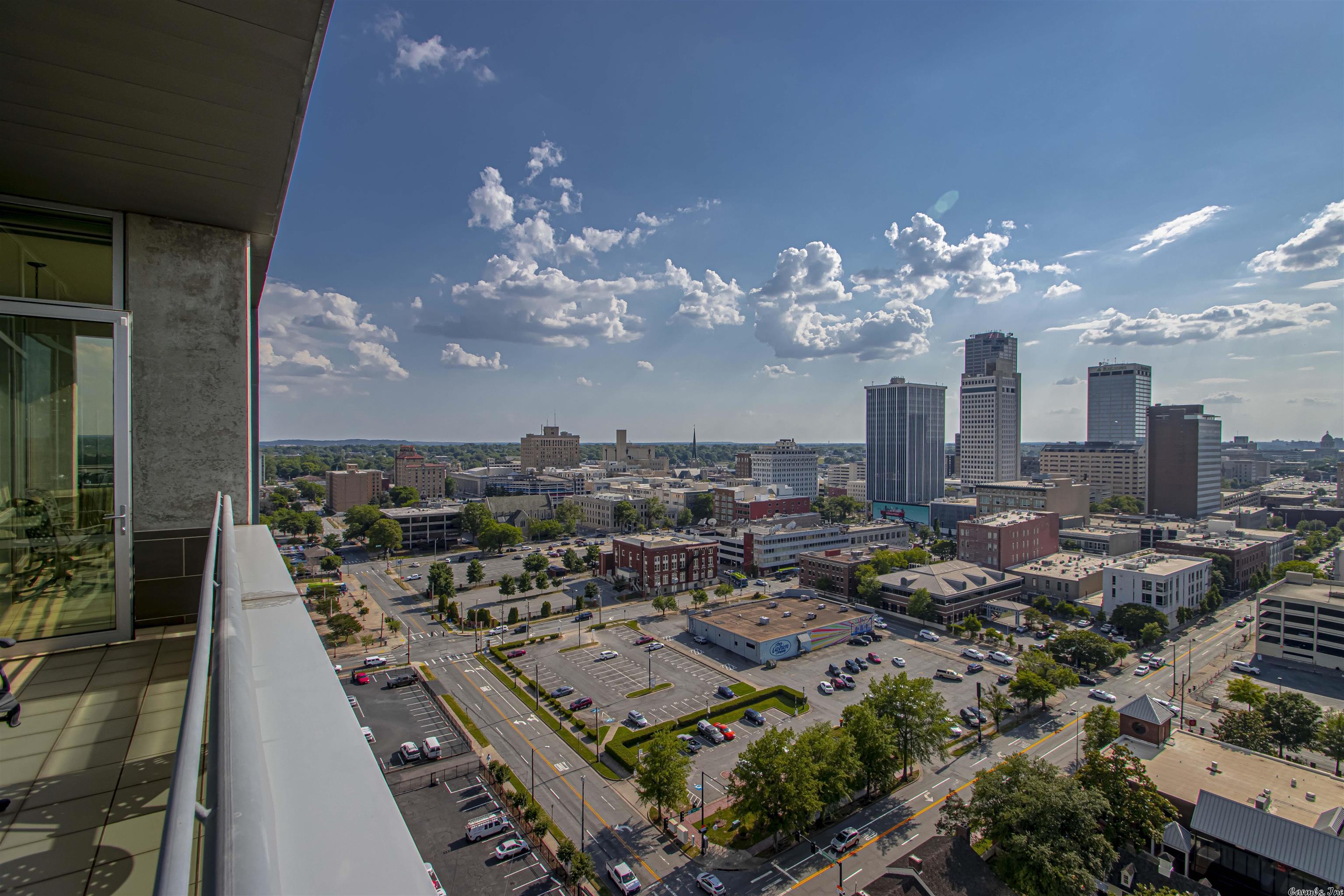 300 THIRD HPR - Residential