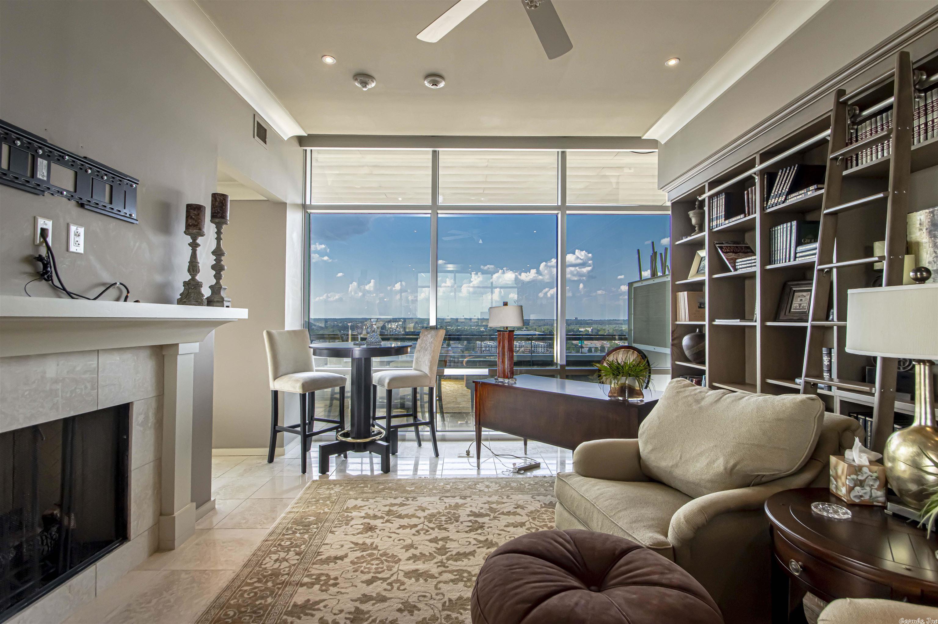 300 THIRD HPR - Residential
