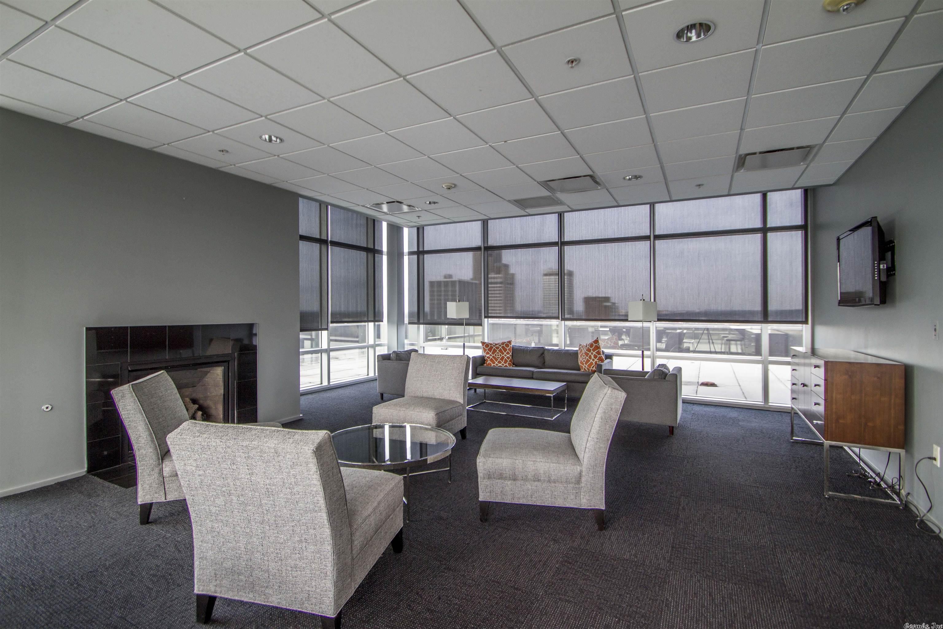 300 THIRD HPR - Residential