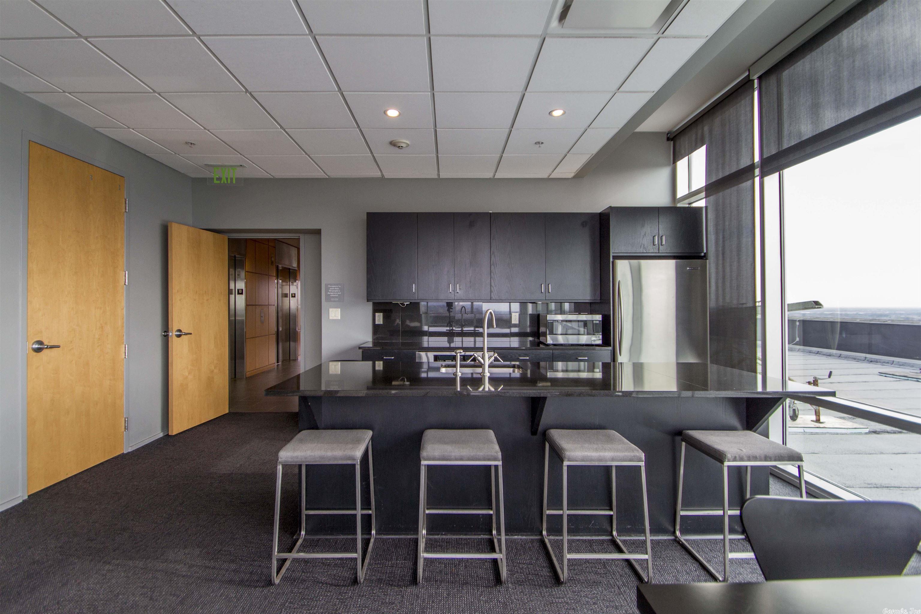 300 THIRD HPR - Residential