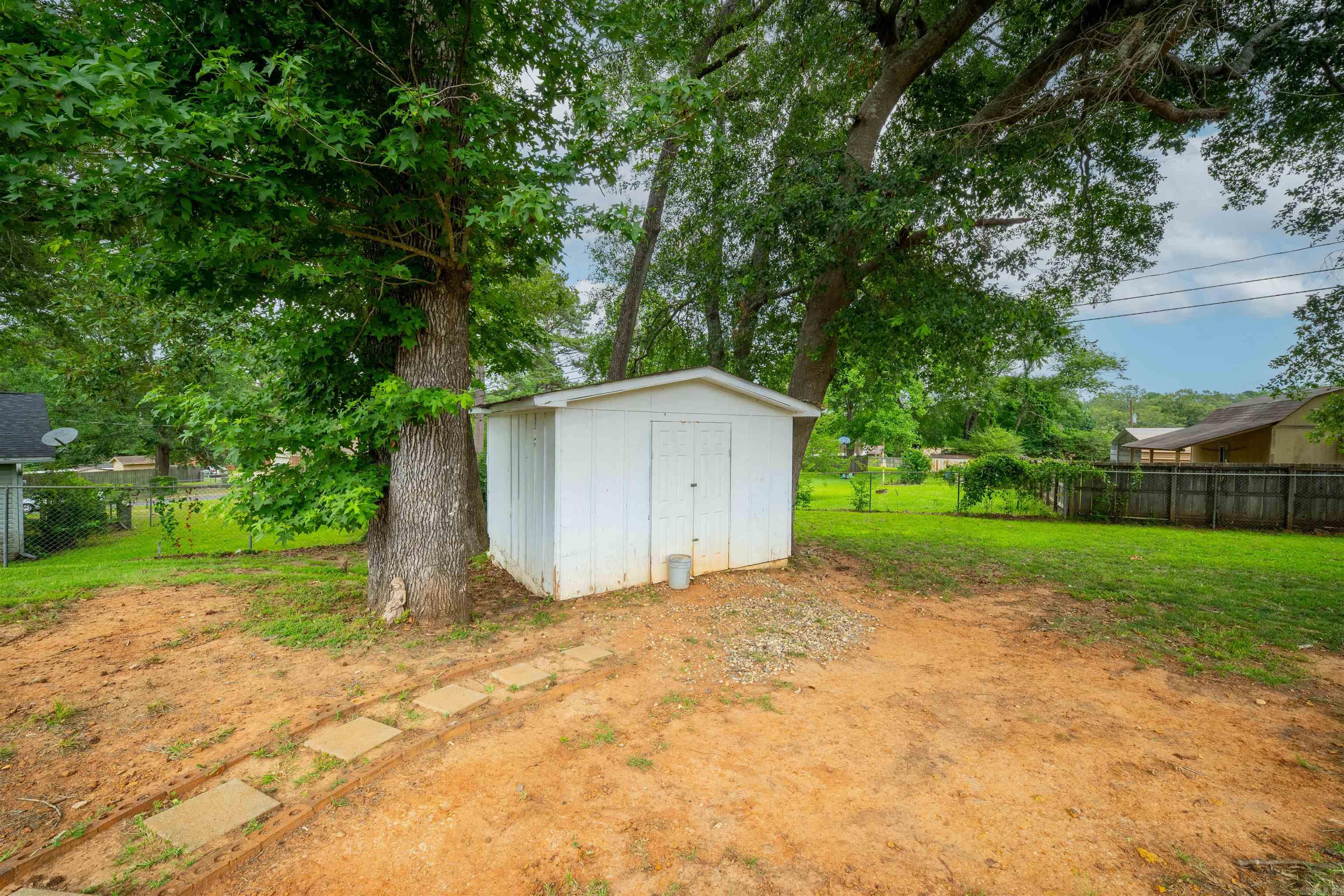 CHEROKEE HILLS 2 - Residential