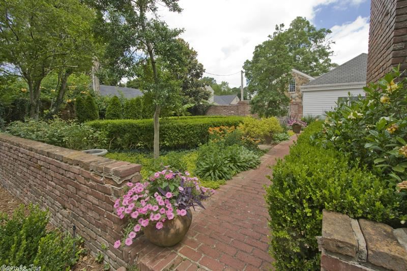 Country Club Heights - Residential