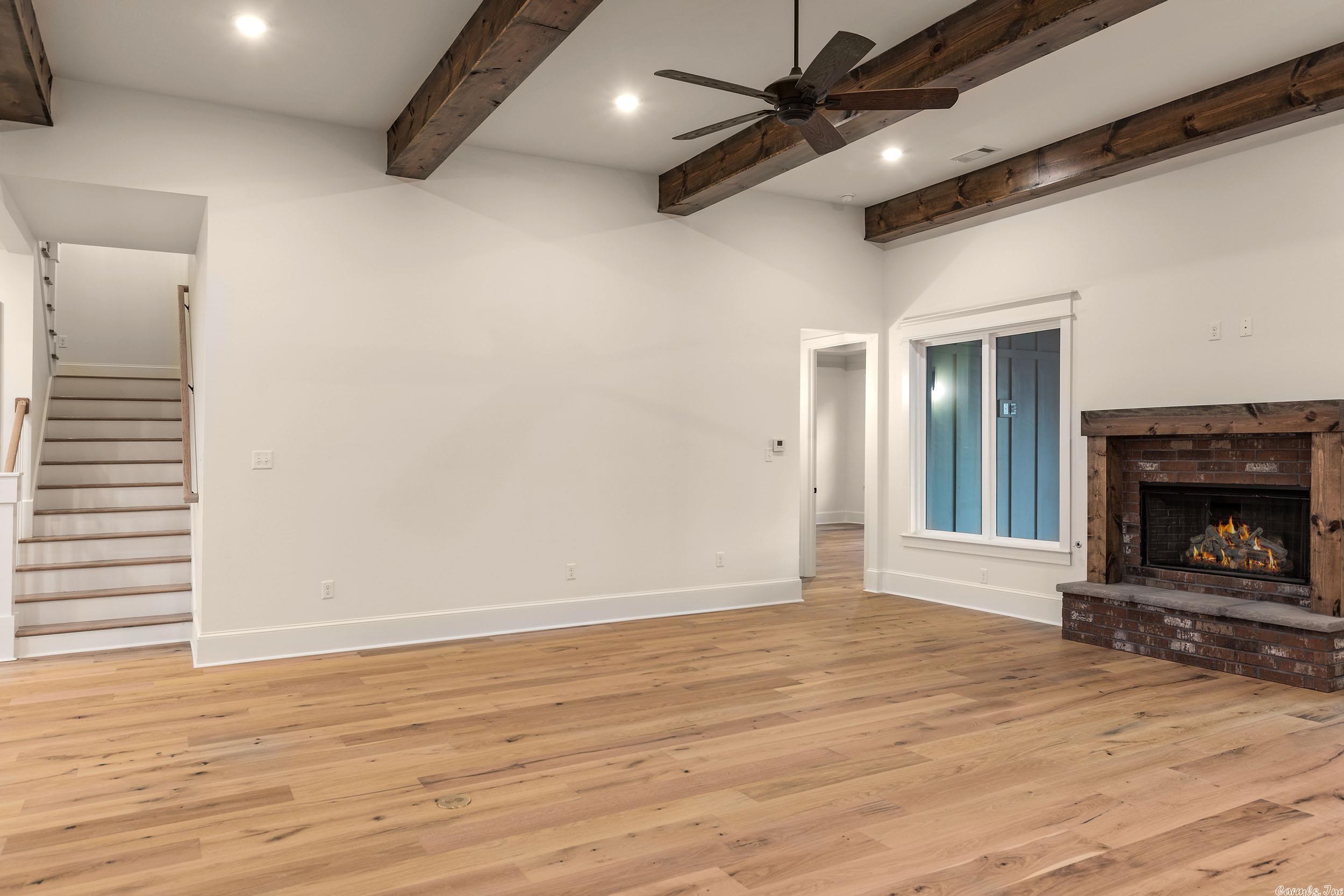 CHENAL VALLEY "FALSTONE COURT" - Residential
