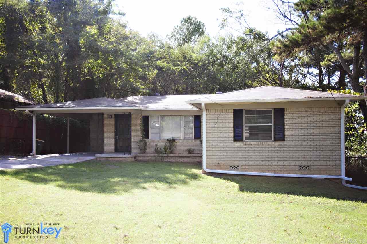 Cute and renovated 3BR/1.5BA home for rent near Pulaski Tech, Scenic Drive, Burns Park and more! Come check it out !