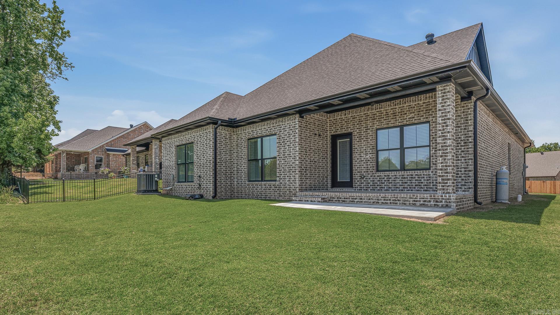 Summit Ridge - Residential