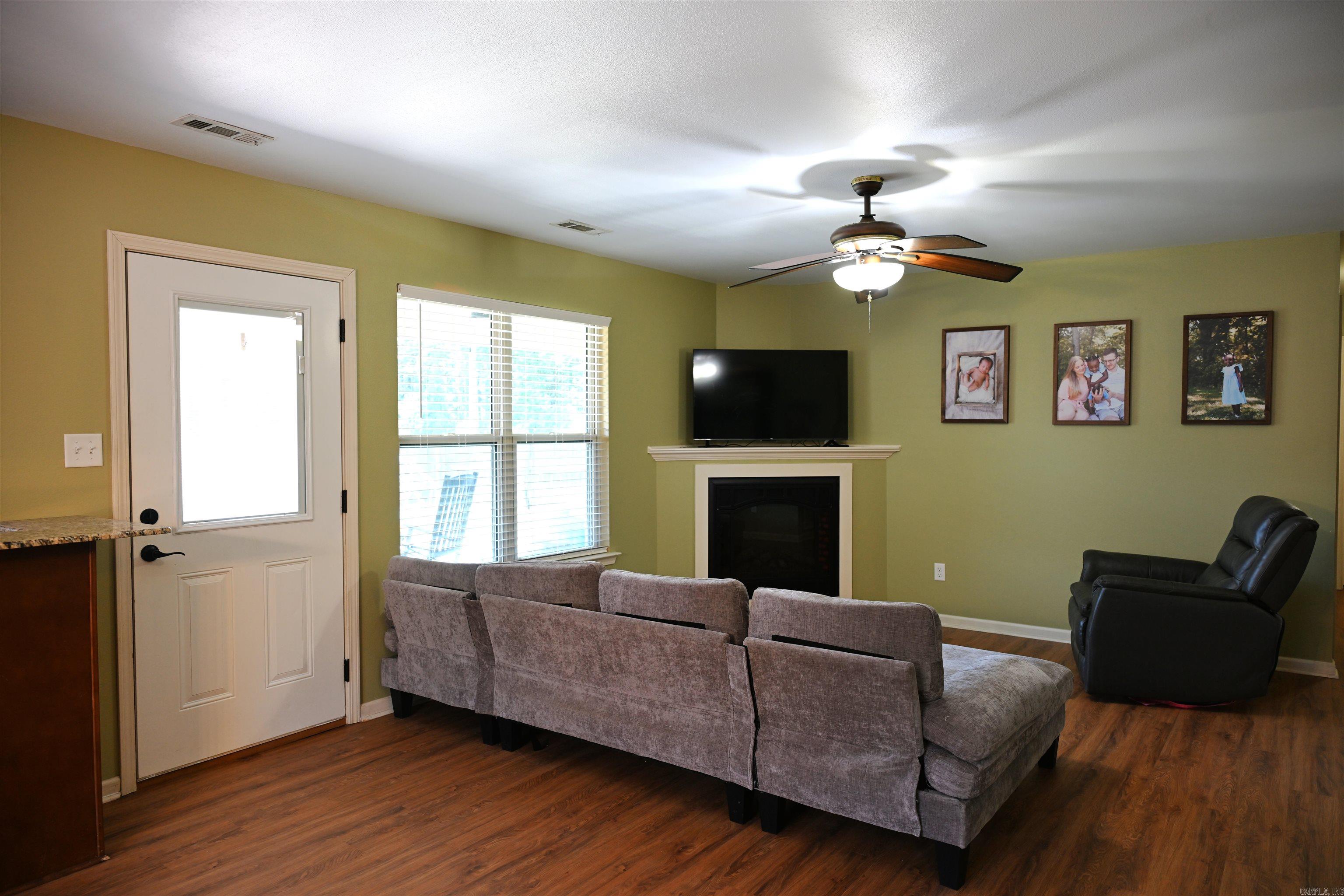 CARMICHAEL ESTATES - Residential