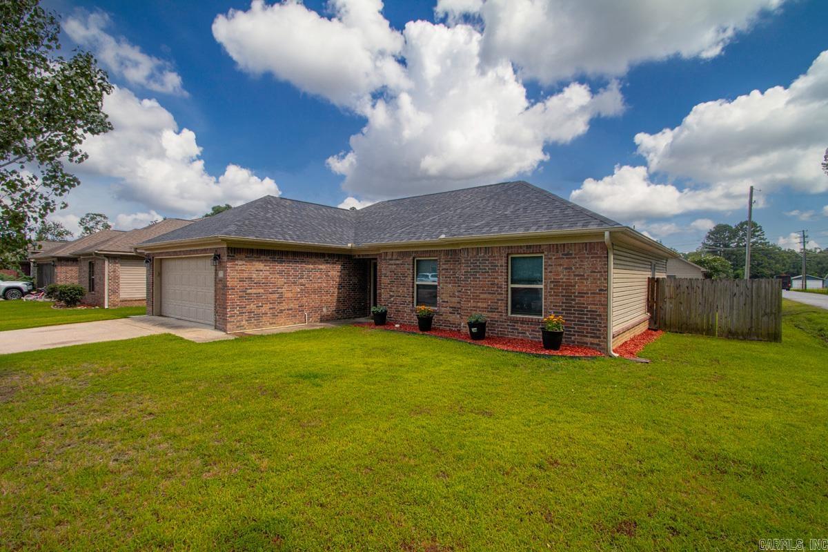 CARMICHAEL ESTATES - Residential