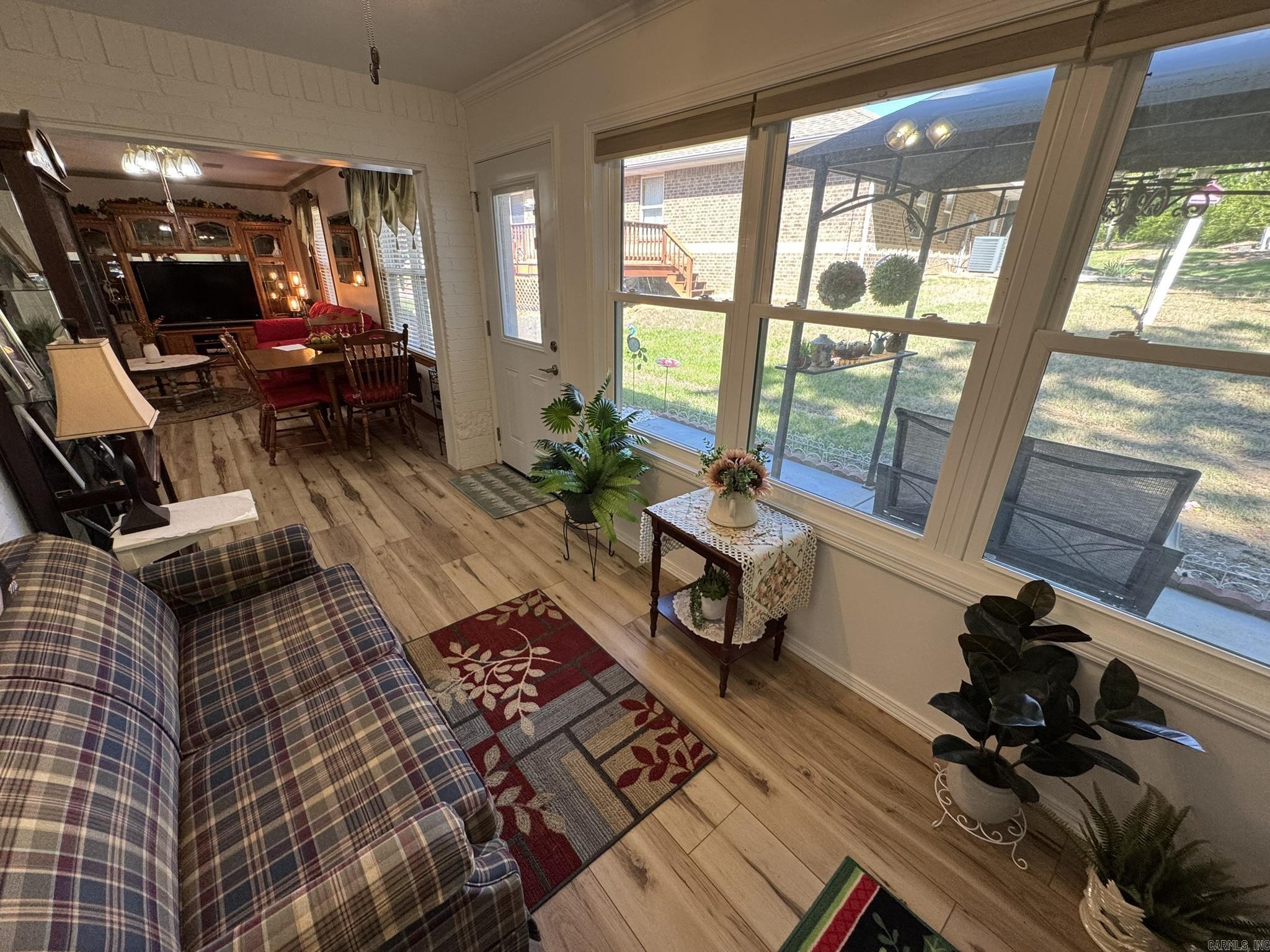 MEADOWS - Residential