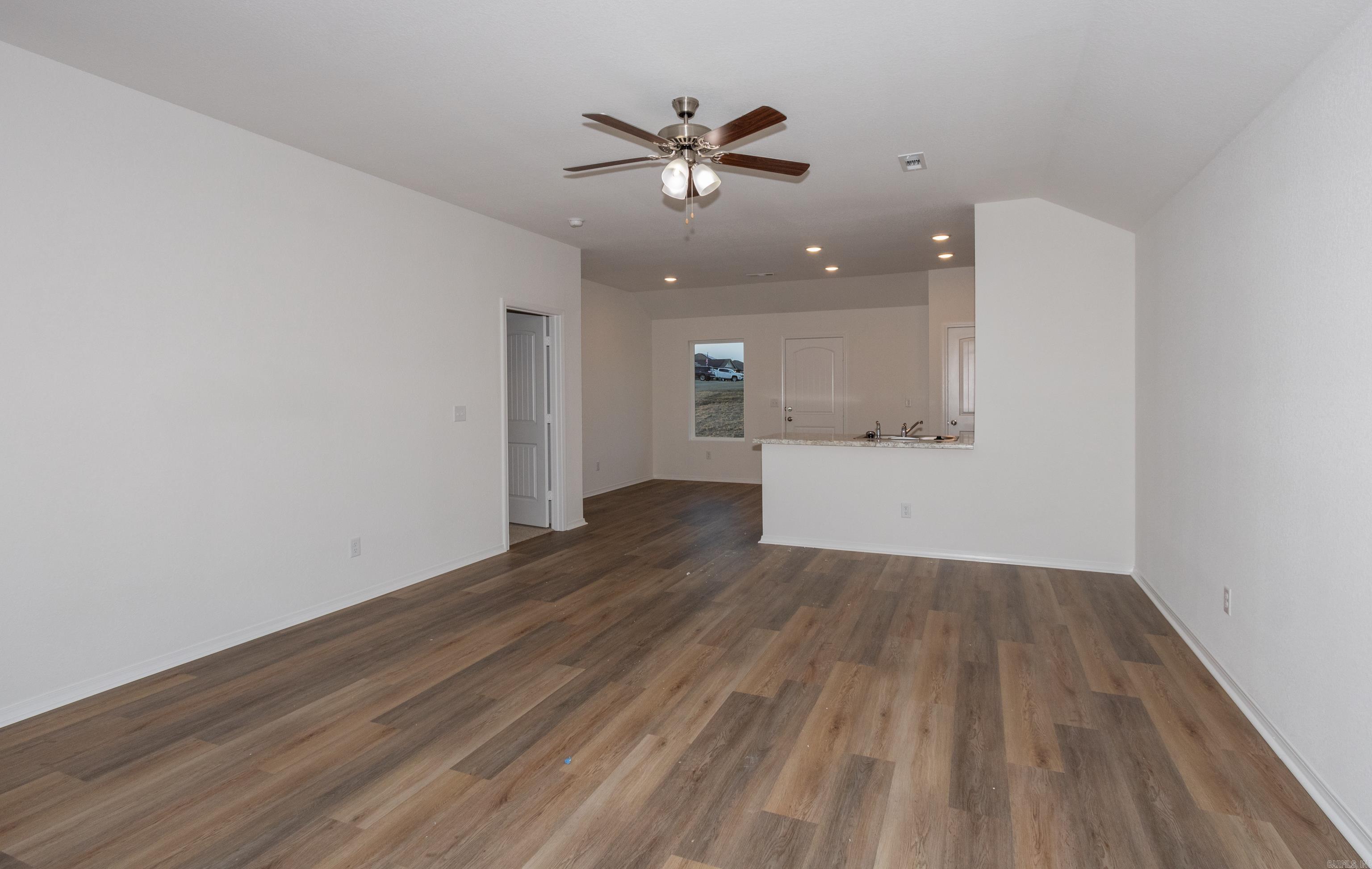 THE MEADOWS - Residential