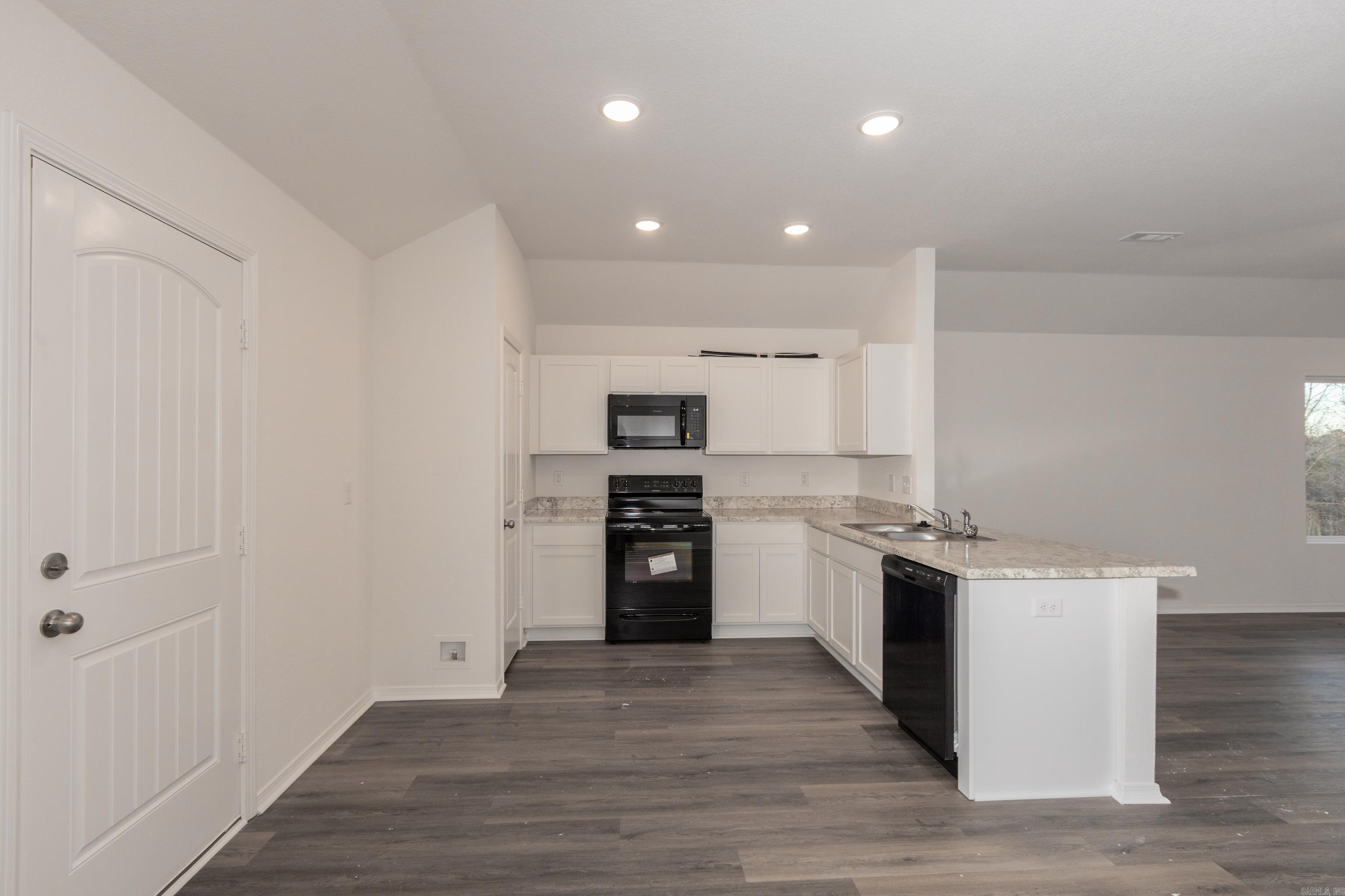 THE MEADOWS - Residential
