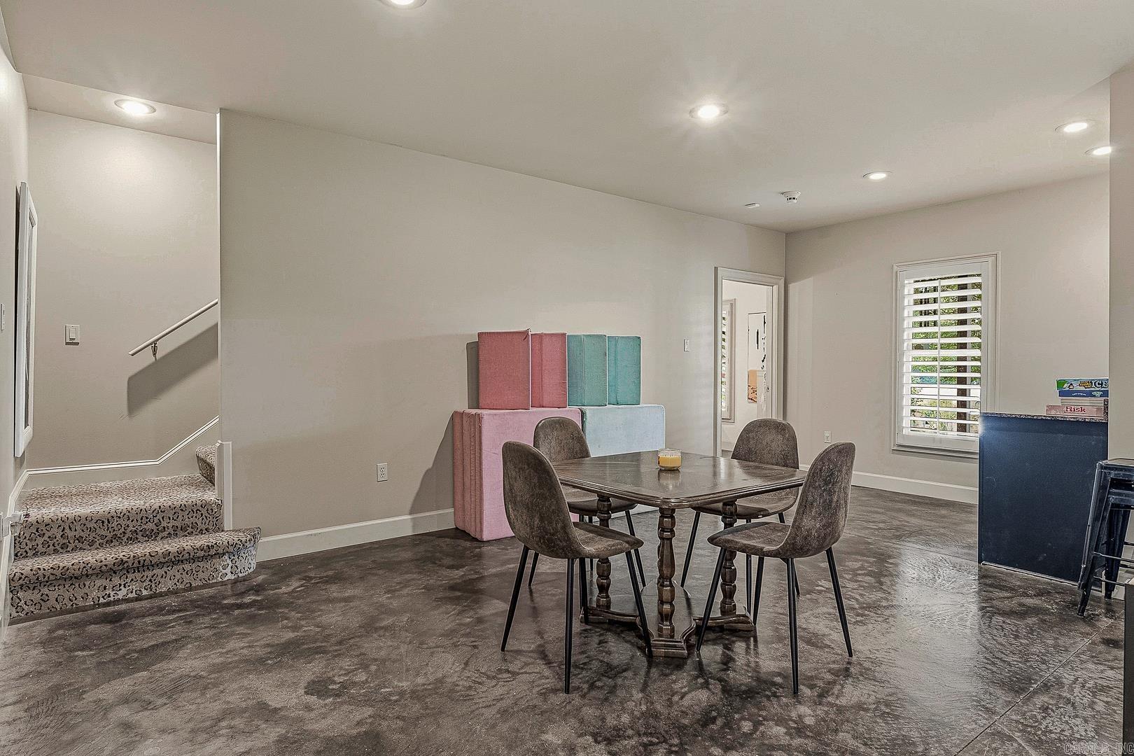 Ridgepointe - Residential