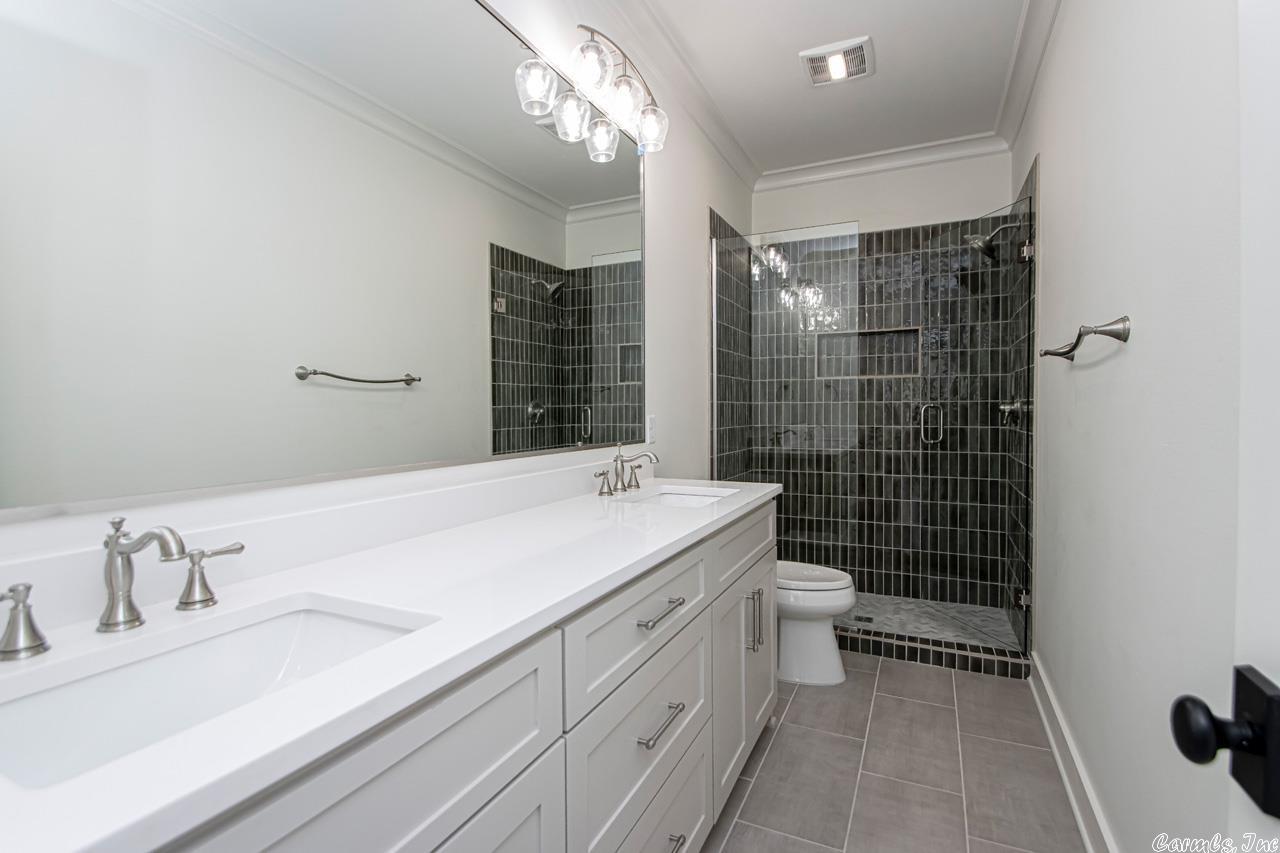 CHENAL VALLEY HALLEN COURT - Residential