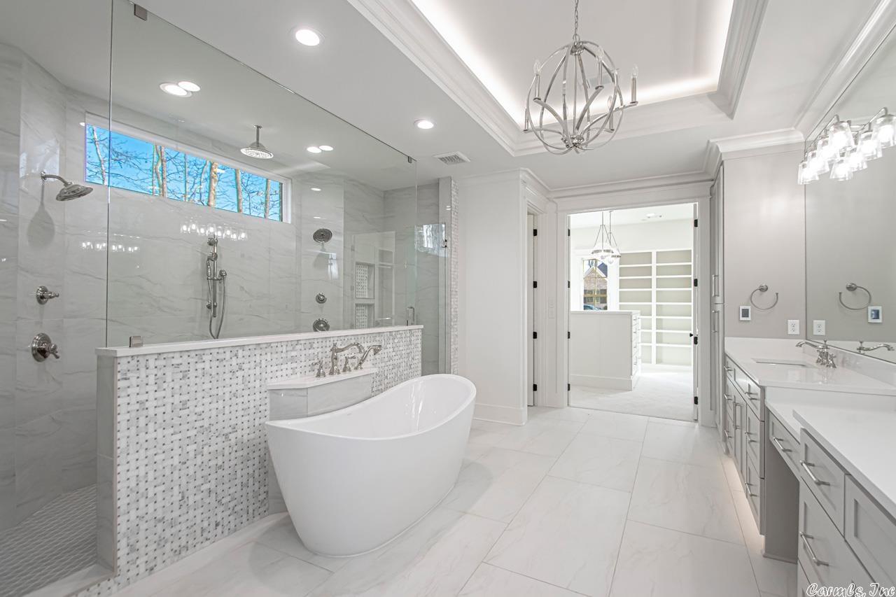 CHENAL VALLEY HALLEN COURT - Residential