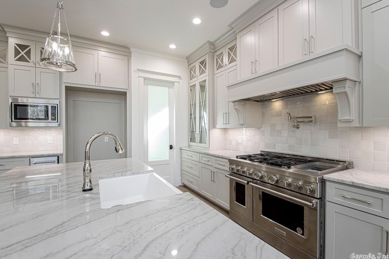 CHENAL VALLEY HALLEN COURT - Residential