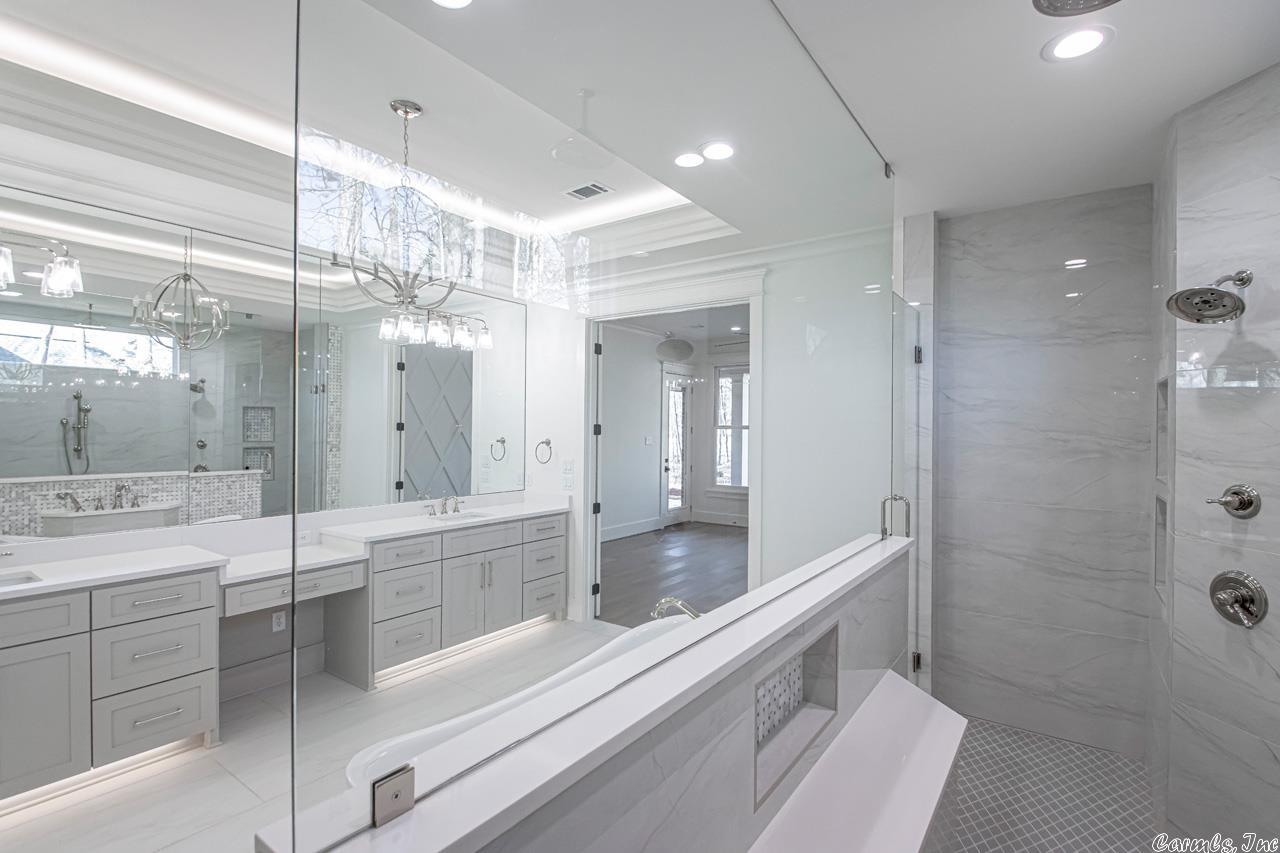 CHENAL VALLEY HALLEN COURT - Residential