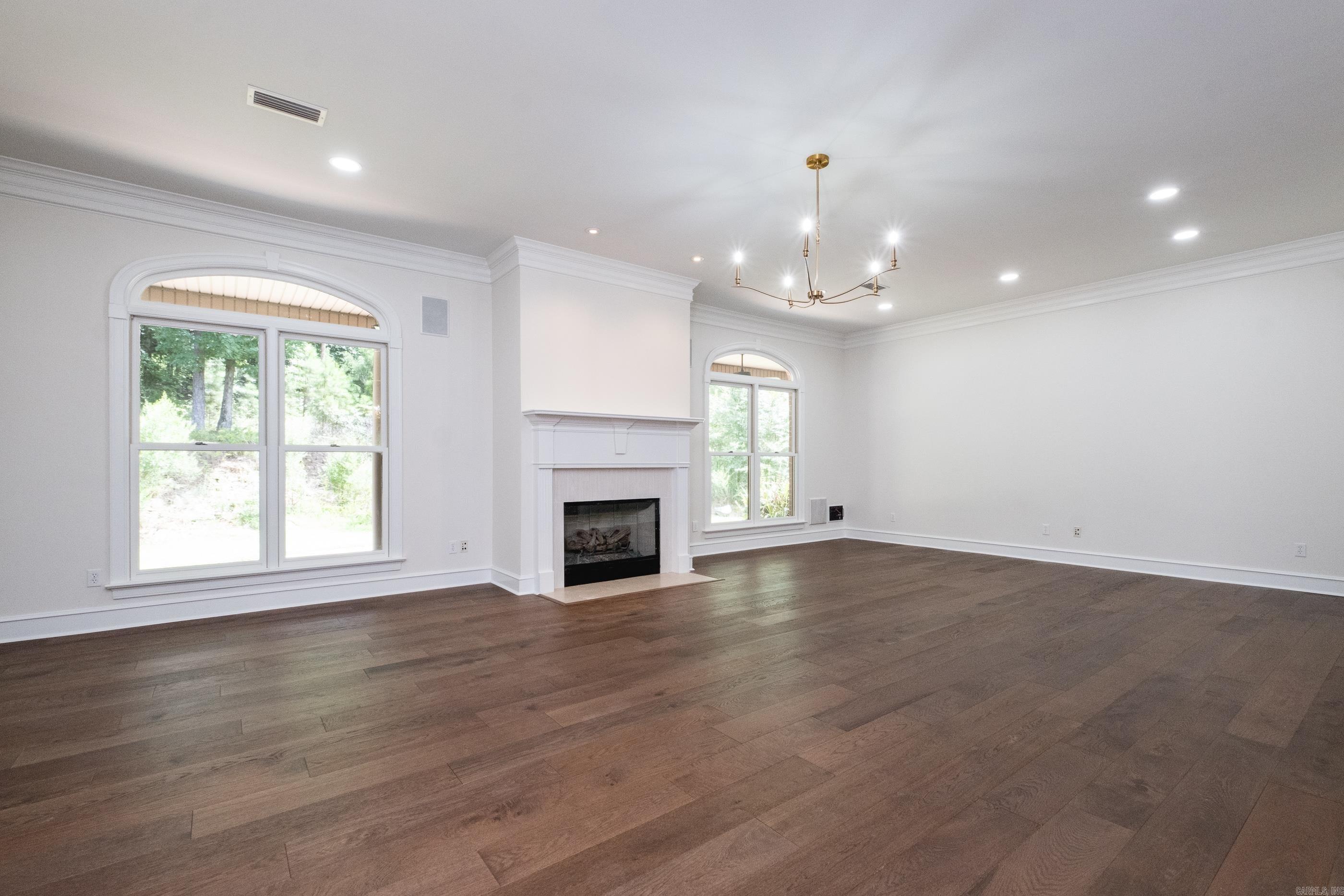 CHENAL VALLEY MARGEUAX - Residential