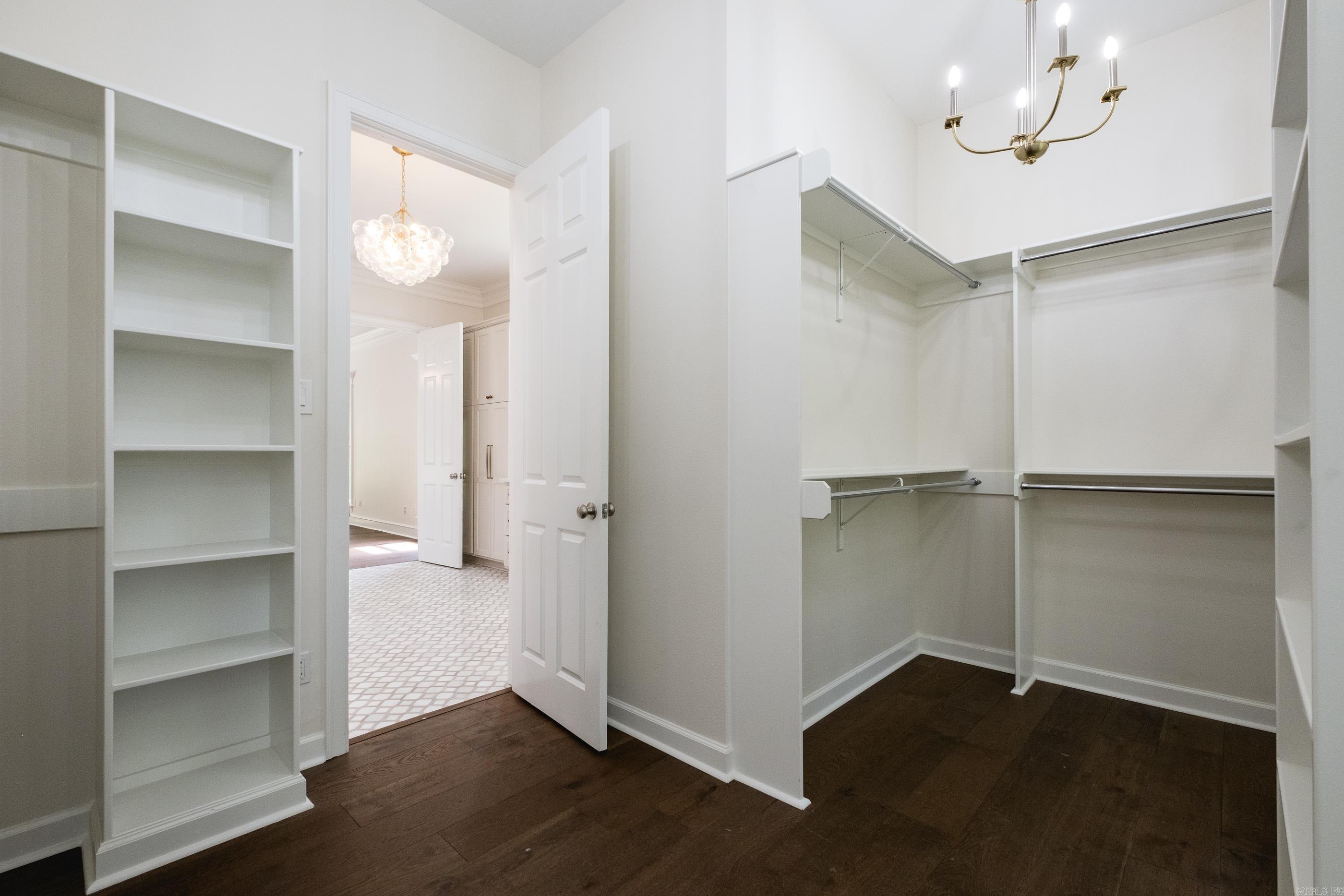CHENAL VALLEY MARGEUAX - Residential