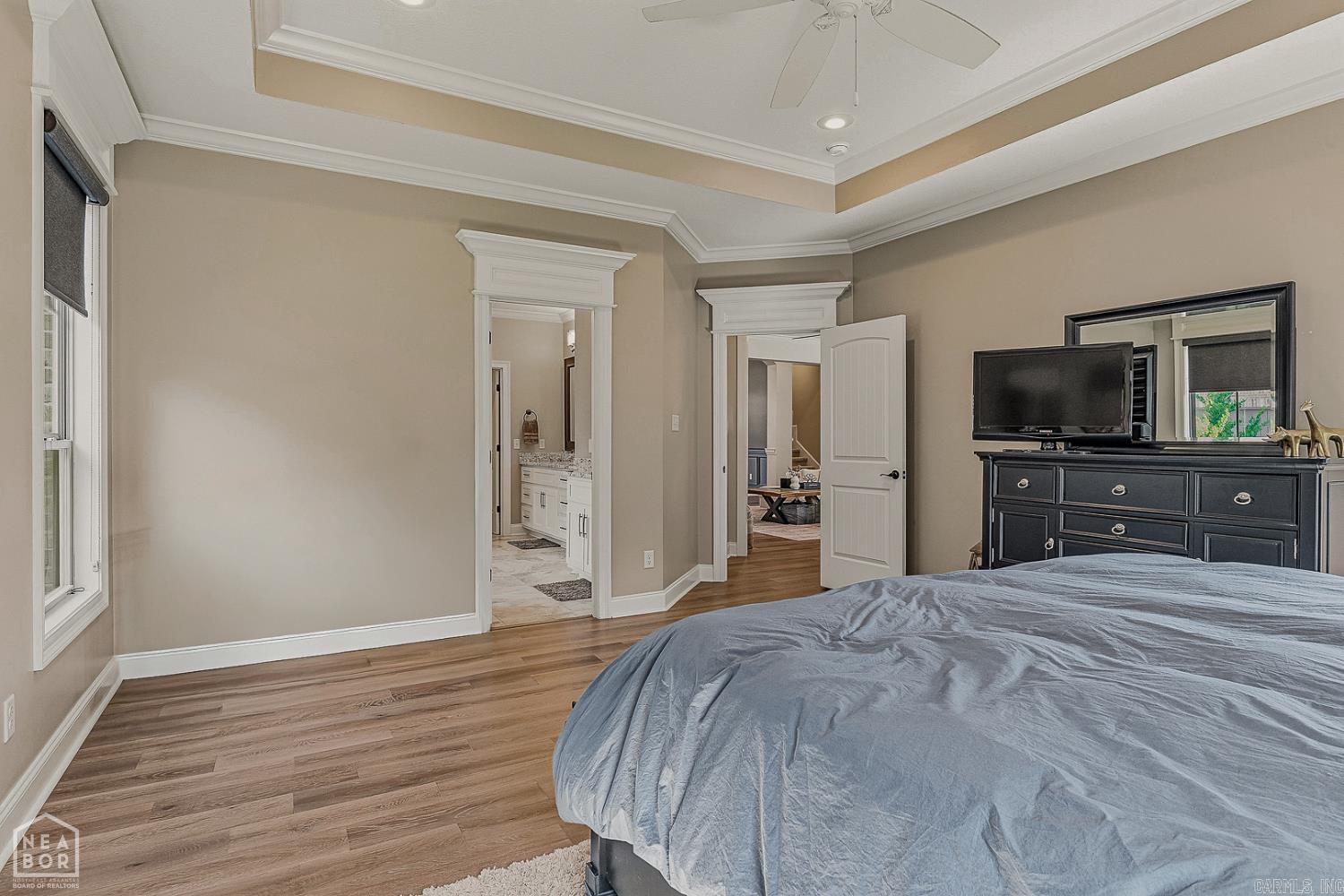 JAMESTOWN MANOR - Residential