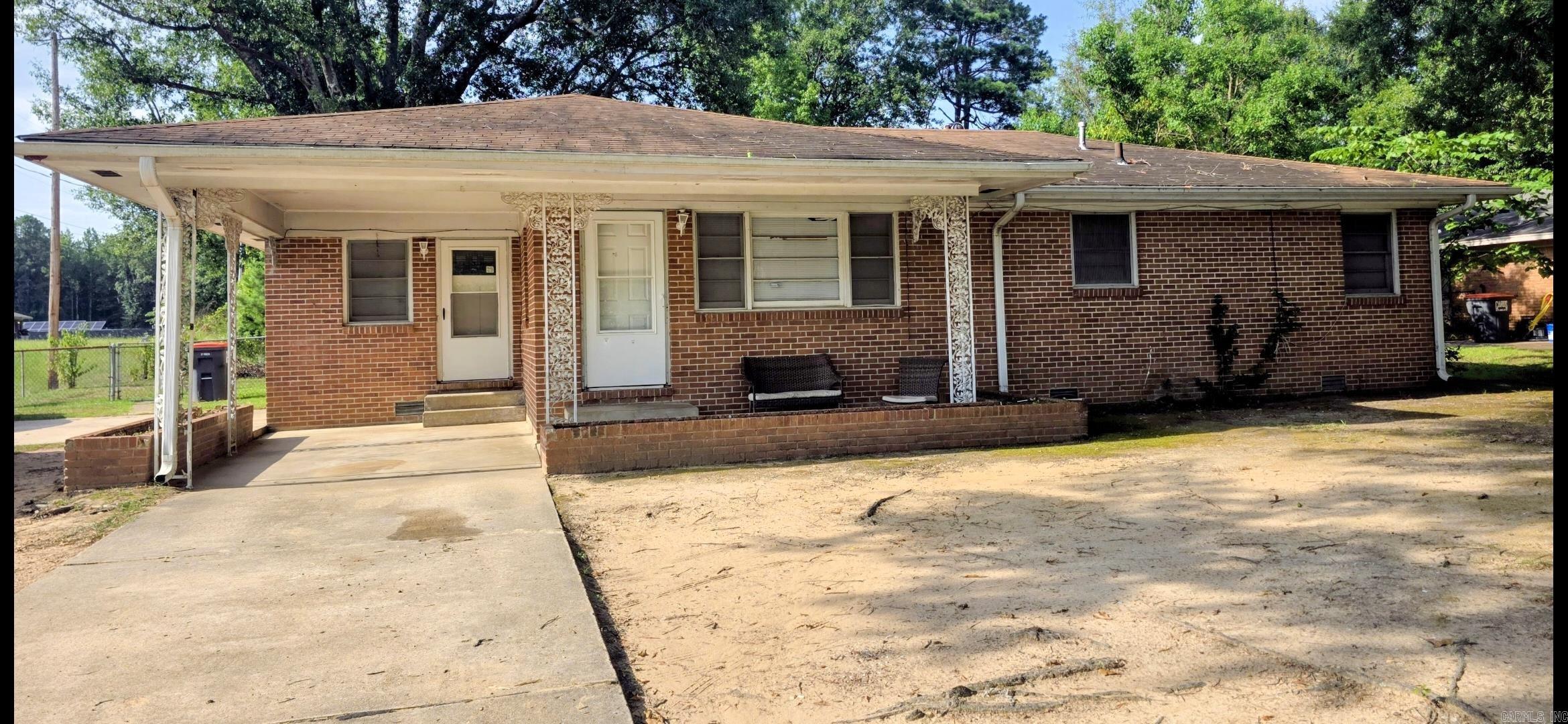 Spacious 4-bedroom, 3-bath brick home featuring a functional floor plan with both a living room and a cozy den, offering plenty of space to relax or entertain. Two bedrooms include private bathrooms, making this home ideal for guests or multi-generational living. A large laundry room adds extra convenience and storage. Don't miss the opportunity to make this versatile home yours—schedule your showing today!