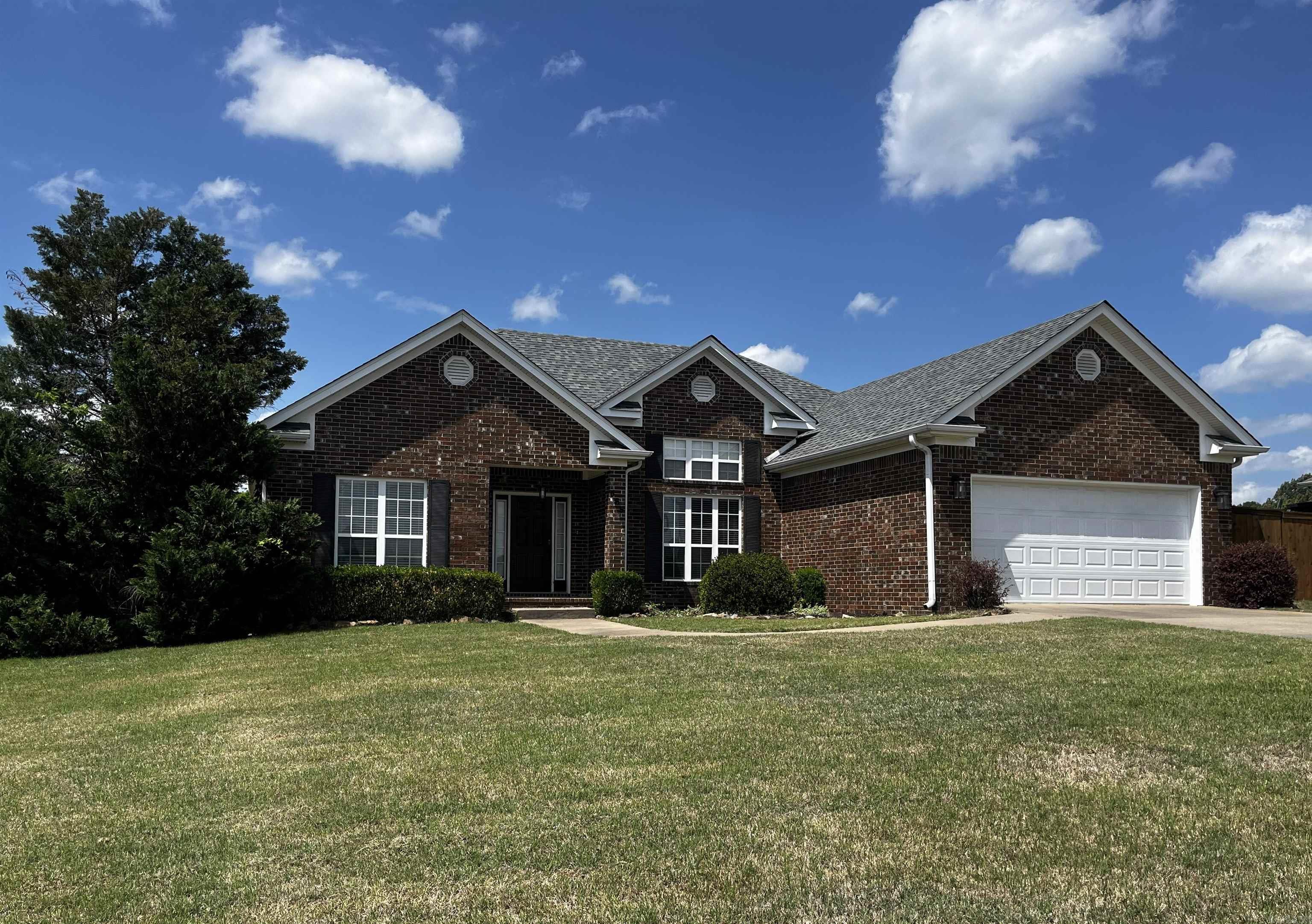 TRIPLE J ESTATES - Residential