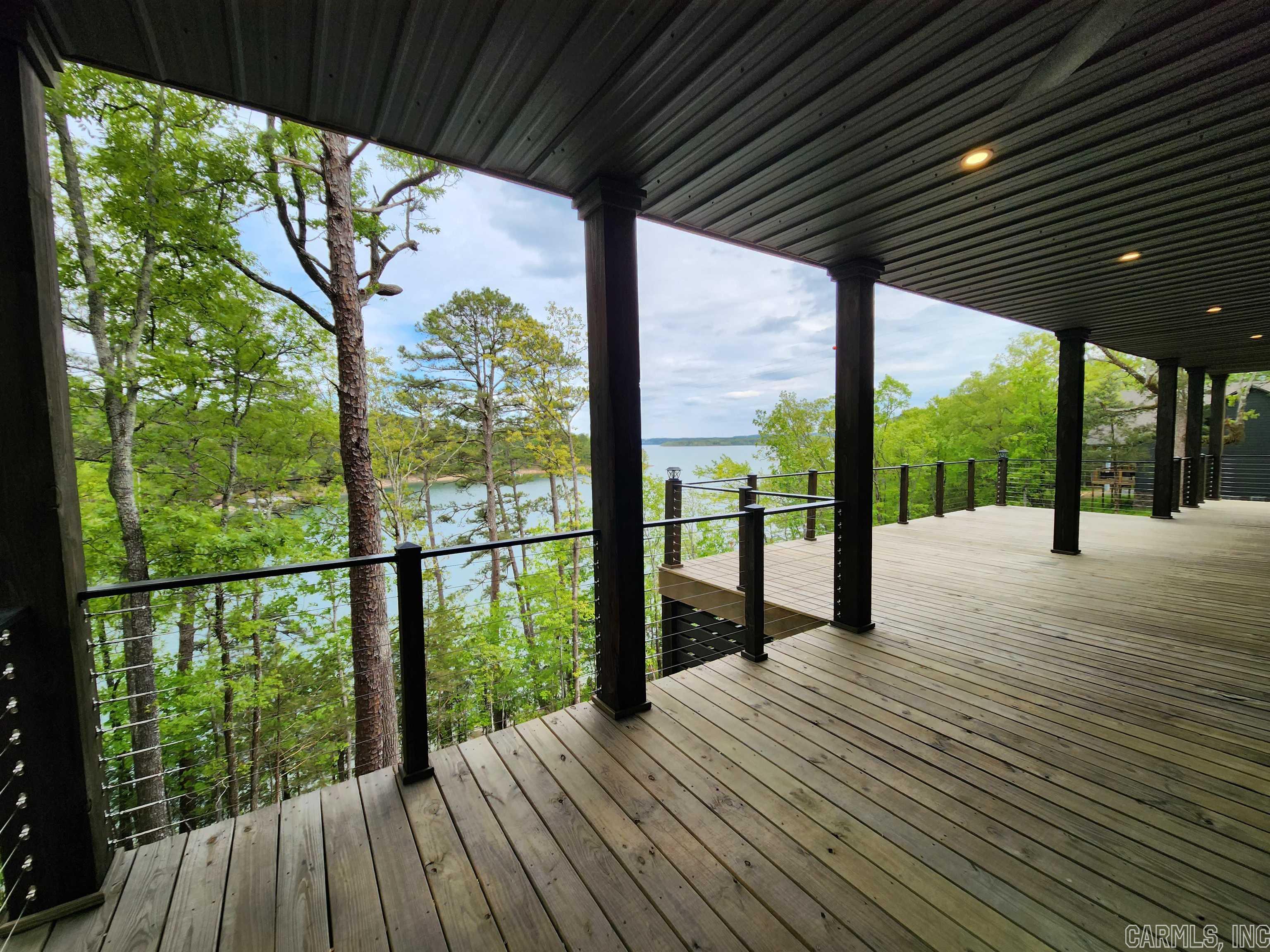 Tannenbaum-Lake - Residential
