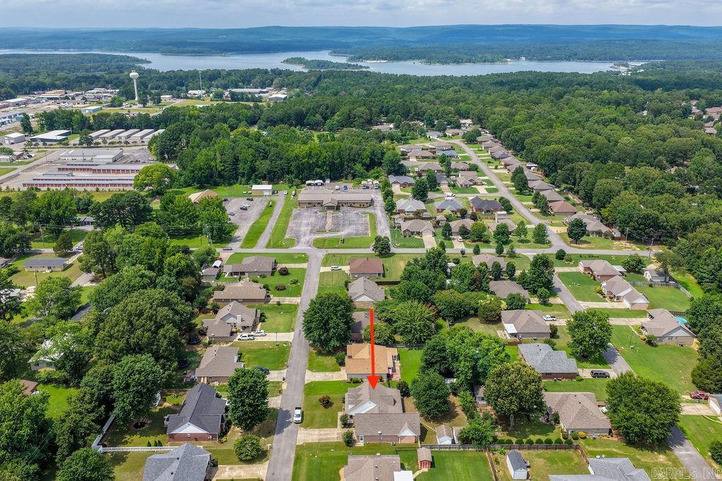 RIDGEFIELD - Residential